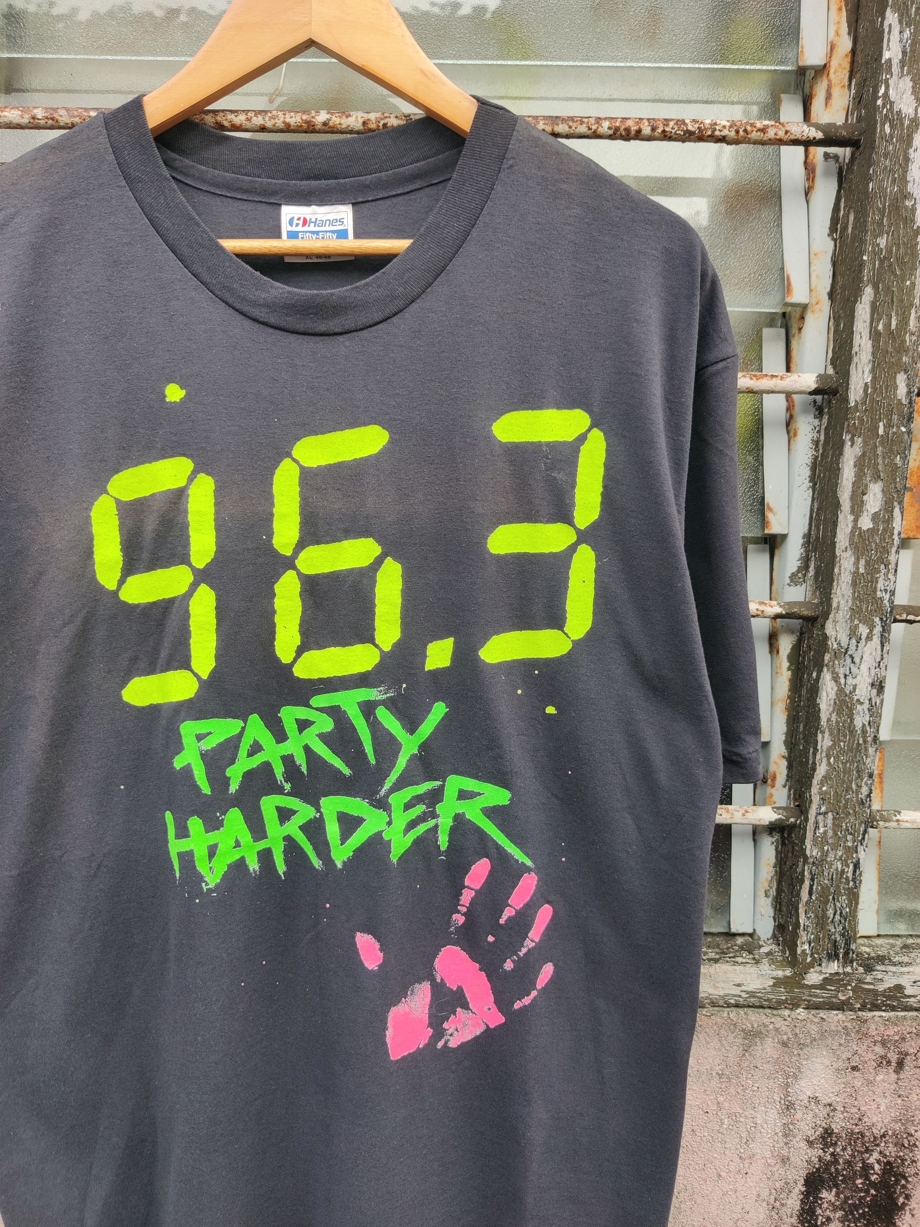 Vintage Vintage 96.3 Party Harder Radio Promo Shirt Size US XL / EU 56 / 4 - 3 Thumbnail