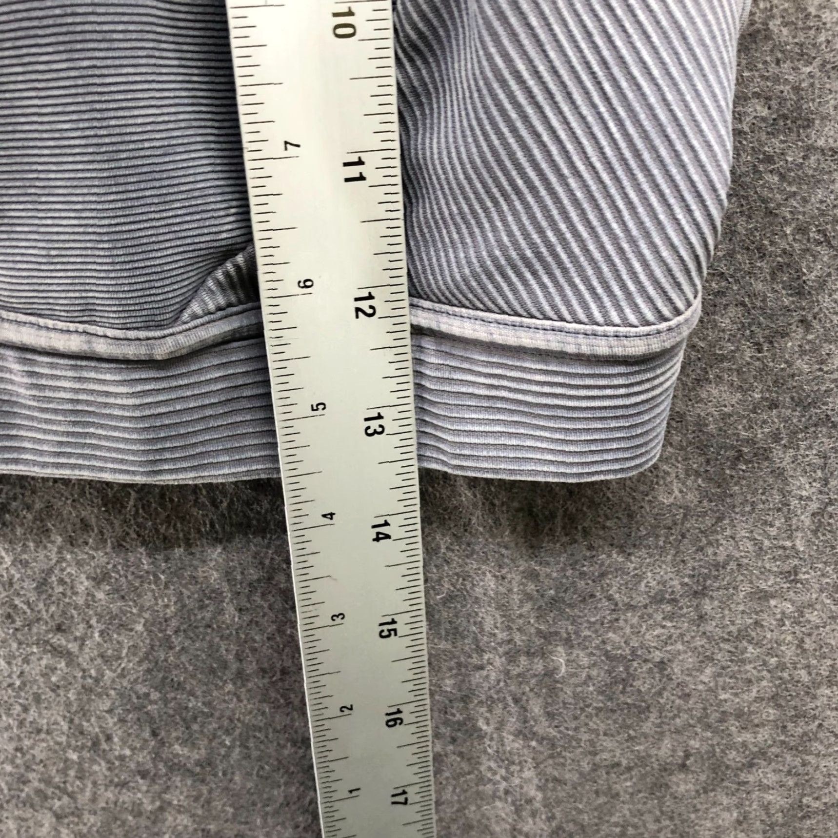 Lululemon Lululemon Bob And Weave Bra Womens Size 8 Gray Luxstreme Training Gym Workout Sports Bra Size ONE SIZE - 7 Thumbnail