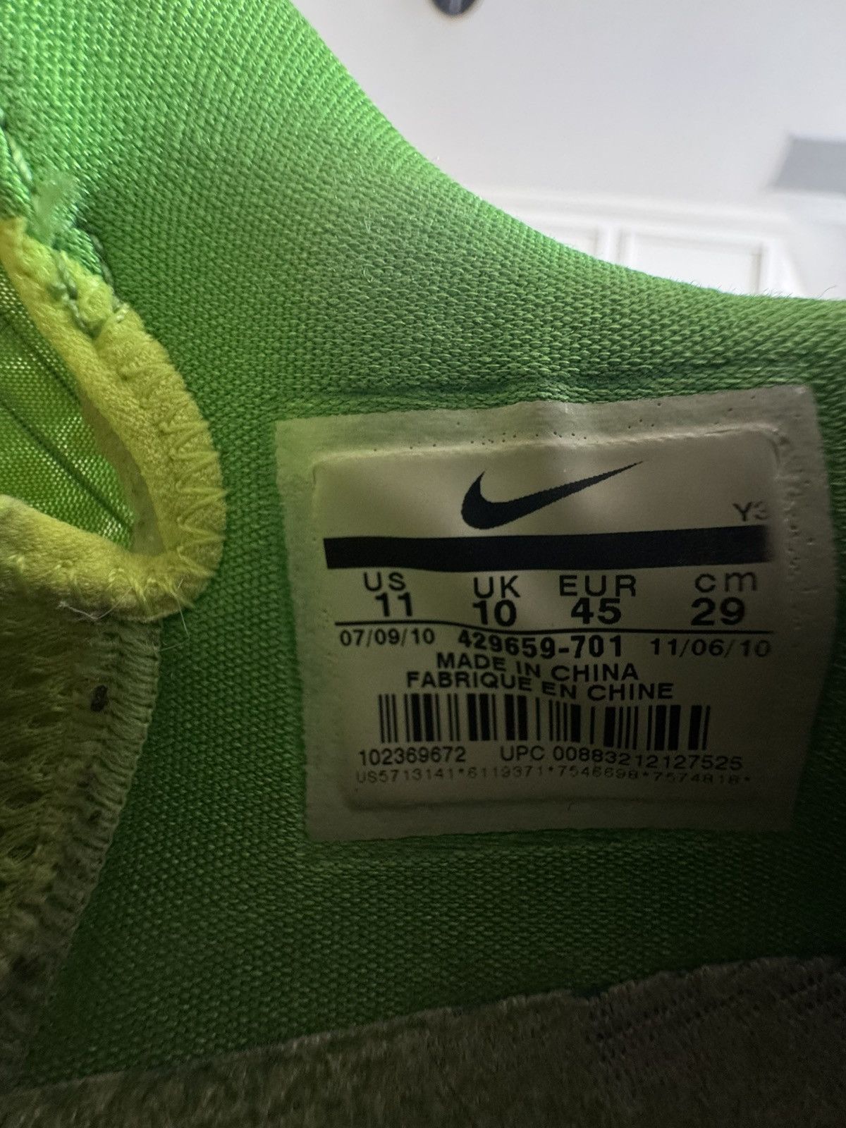 Nike OG 2010 Nike Zoom Kobe 6 “Grinch” Size US 11 / EU 44 - 10 Thumbnail