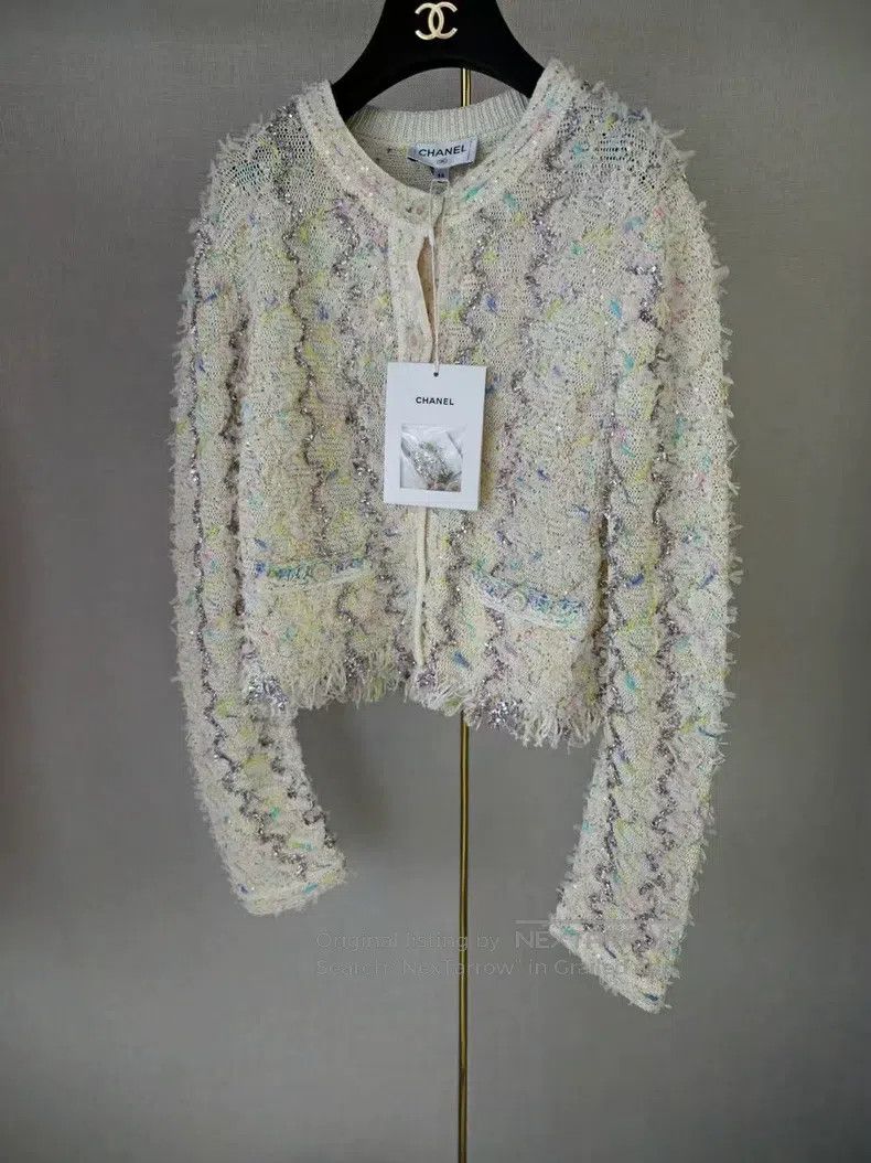 Chanel Chanel Coat Size XS / US 0-2 / IT 36-38 - 1 Thumbnail