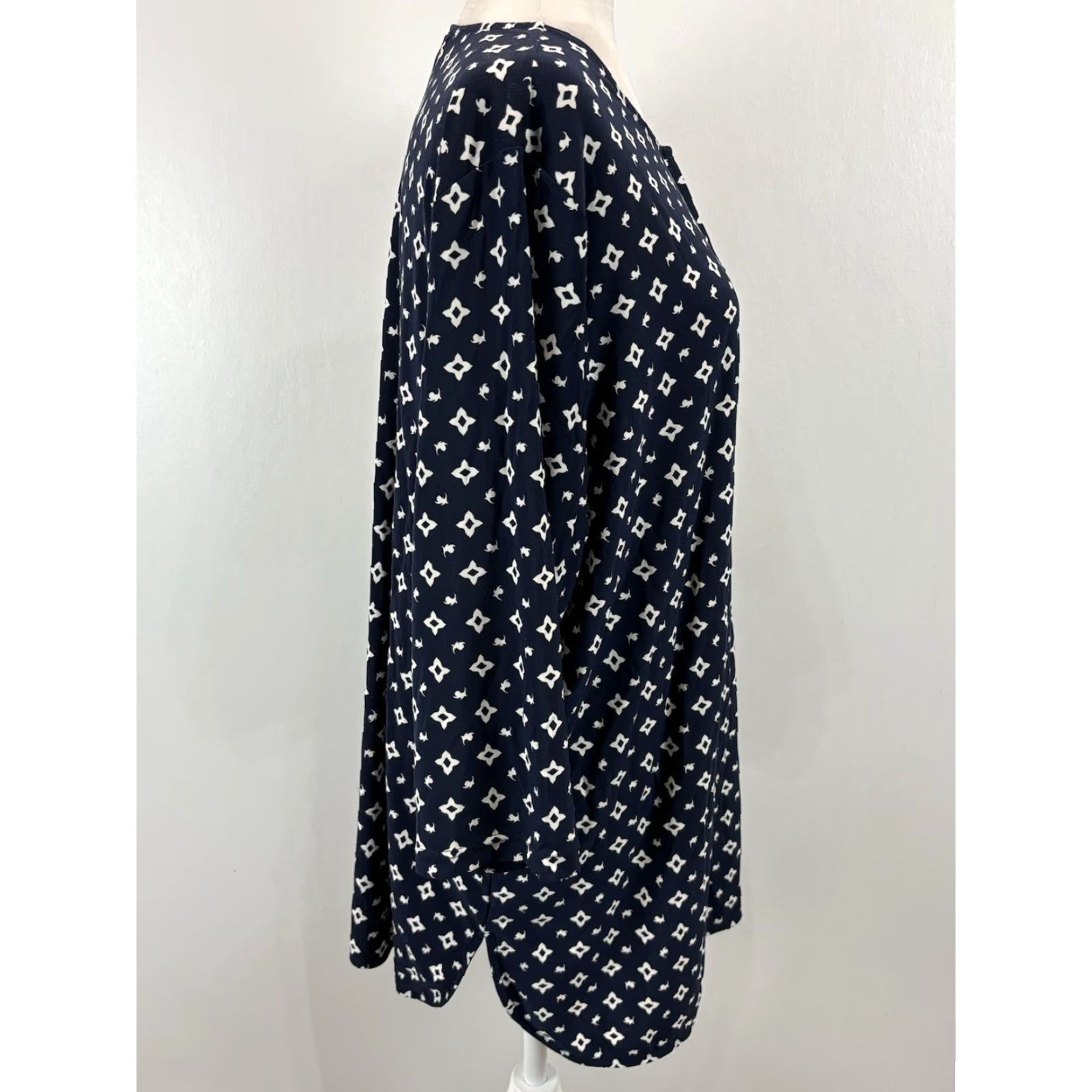 Ralph Lauren Lauren Ralph Lauren Tunic Top Shirt Sz 2X Plus Women’s Navy Keyhole 3/4 Sleeves Size XXL / US 16-18 / IT 52-54 - 4 Thumbnail