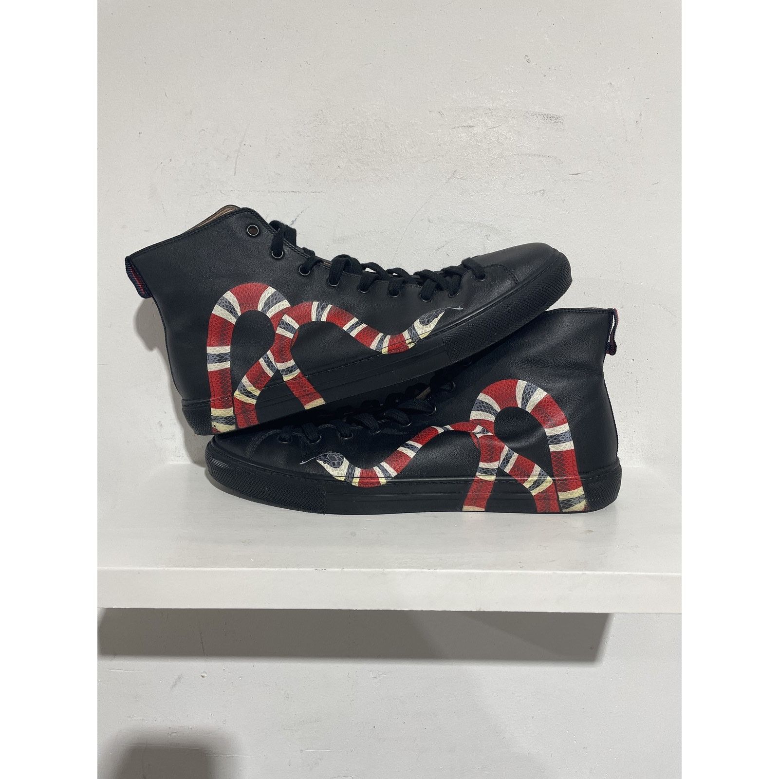 Gucci GUCCI LEATHER HIGH TOP 'SNAKE' SIZE 10 PREOWNED Size US 10 / EU 43 - 1 Thumbnail
