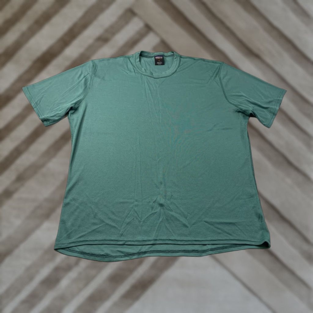 Patagonia Patagonia T-Shirt Mens XL Green Capilene Short Sleeve Crew Neck Activewear Hiking Running Casual Logo Size US XL / EU 56 / 4 - 1 Thumbnail