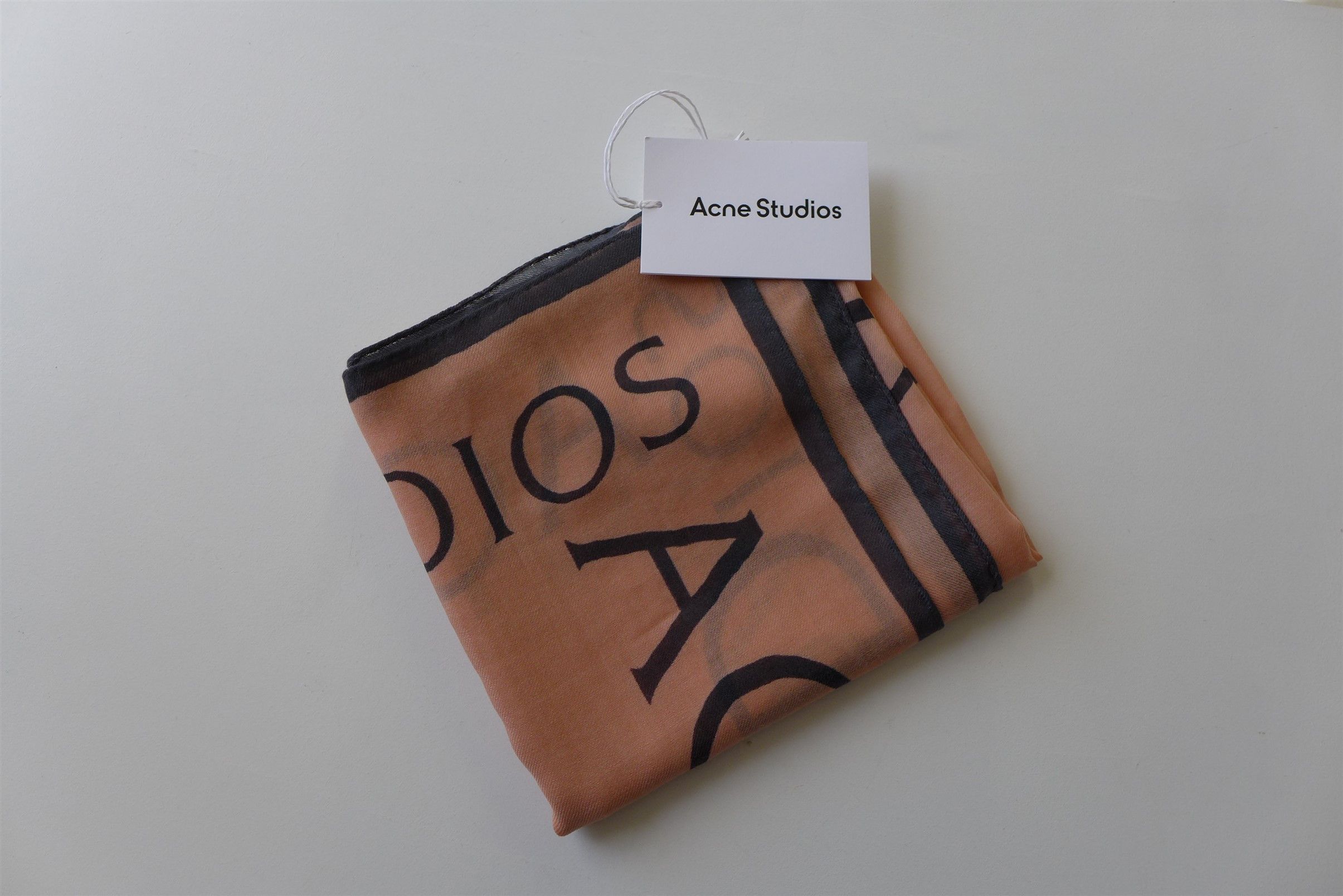 Acne Studios Acne Studios Varbone Square Scarf - Blush Pink Wool Size ONE SIZE - 6 Thumbnail