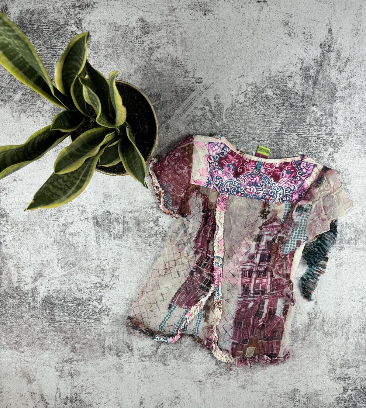 Designer Vintage Save The Queen Y2K Distressed Dress Top T-Shirt Size M / US 6-8 / IT 42-44 - 17 Thumbnail