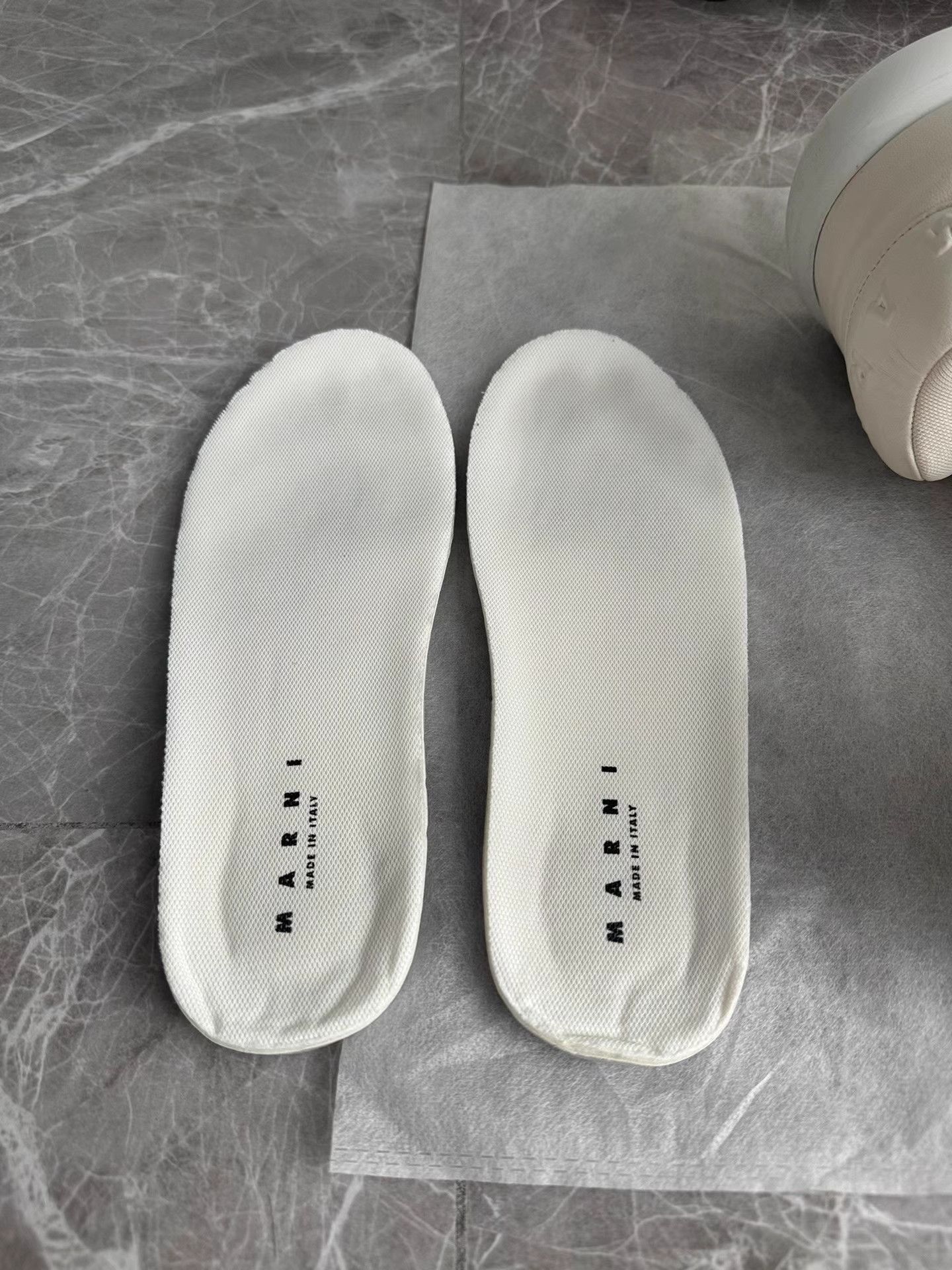 Marni Marni Bigfoot Sneakers (Chunky Bread Shoes) K6 Size US 7 / IT 37 - 7 Thumbnail