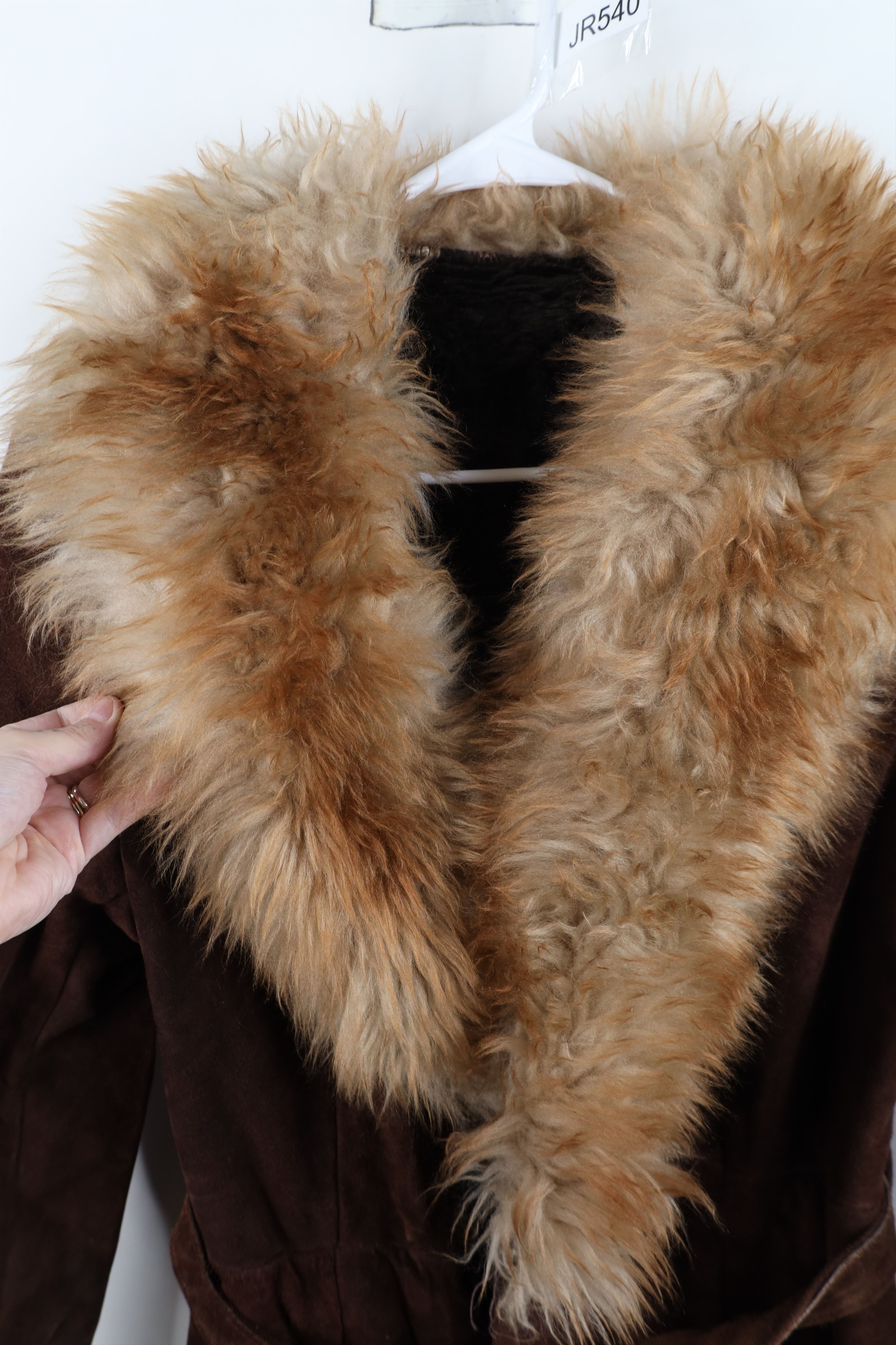 Vintage Vintage 60s Heavyweight Shearling Leather Belted Jacket Size L / US 10 / IT 46 - 9 Thumbnail