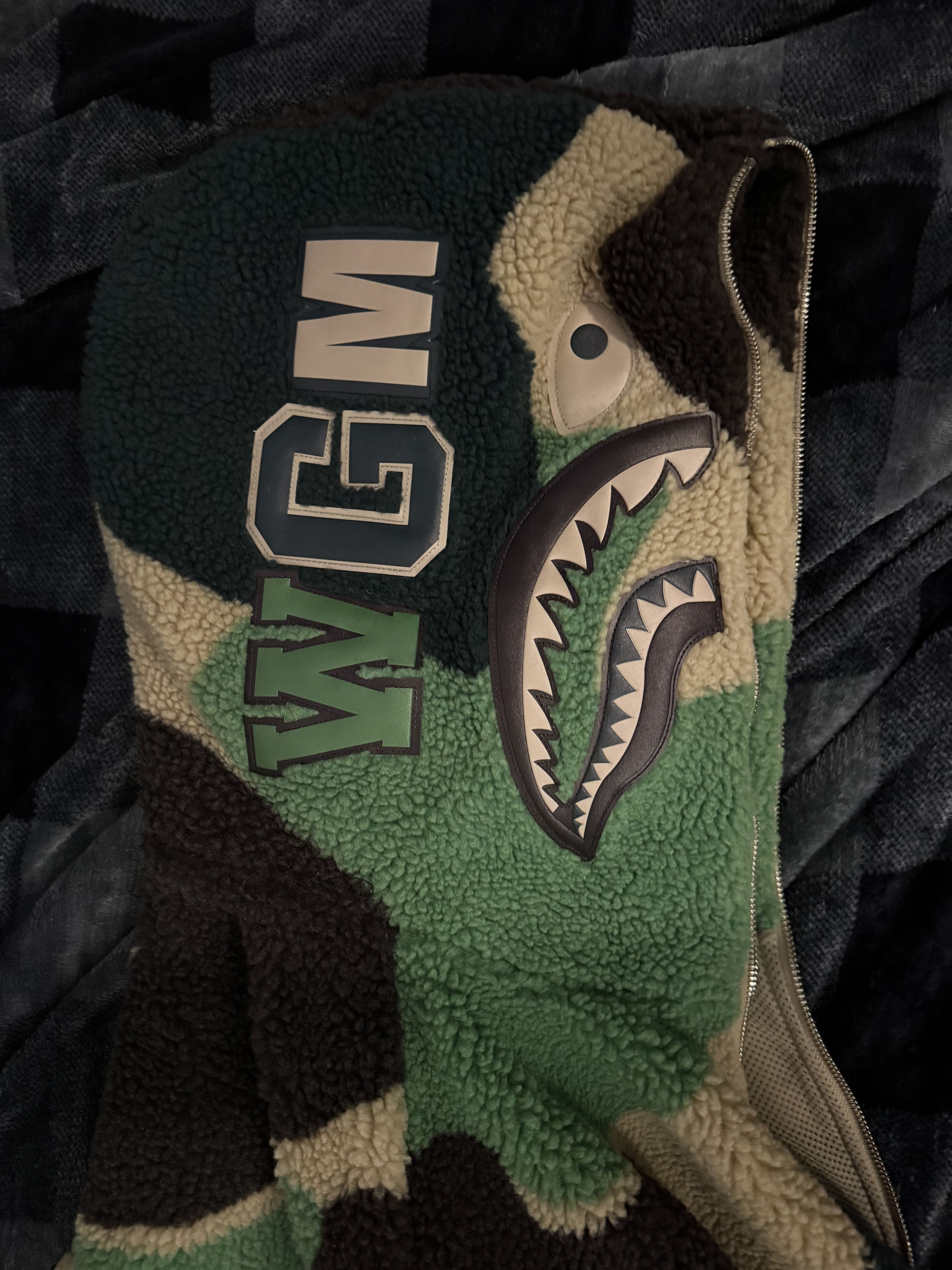 Bape BAPE COLOR CAMO SHARK FULL ZIP SHERPA HODDIE CAMO Size L Size US L / EU 52-54 / 3 - 3 Thumbnail