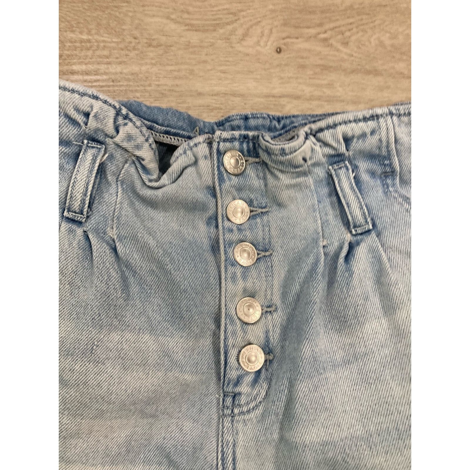 American Eagle Outfitters American Eagle Mom Shorts Womens Sz 6 Button Fly High Waist Size 28" / US 6 / IT 42 - 9 Thumbnail