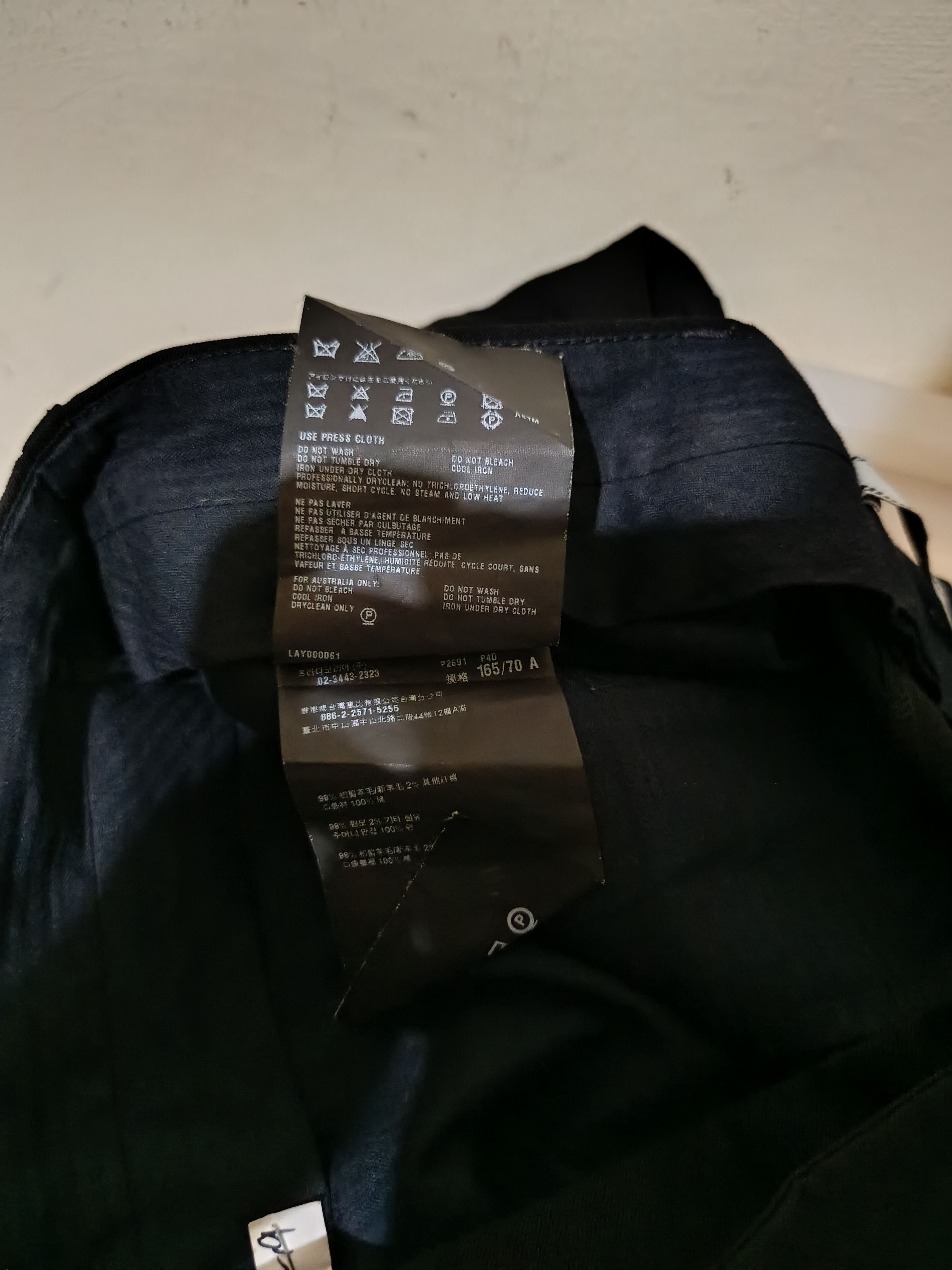 Prada Prada black capri pants Size 33" - 7 Thumbnail