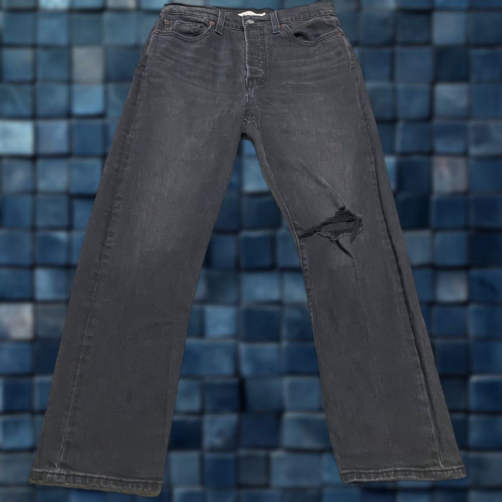 Levi's Levi's Jeans Womens 31 Gray Denim Wedgie Straight Button Fly Distressed Size 24" / US 00 / IT 34 - 1 Thumbnail