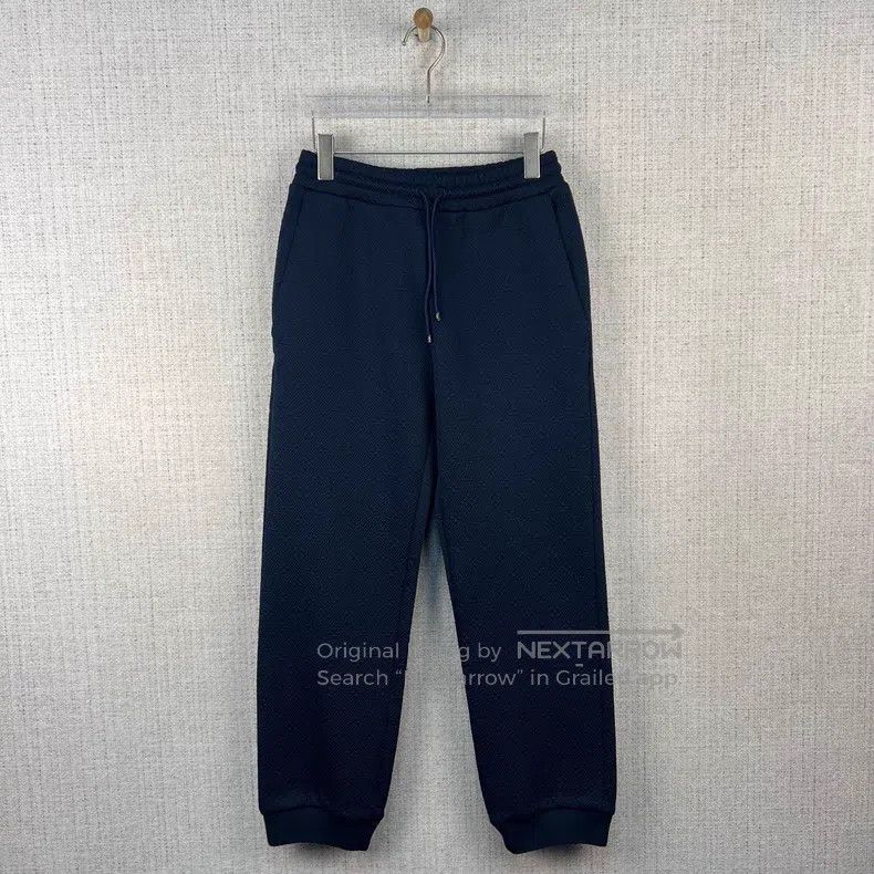 Louis Vuitton Louis Vuitton size s Solid embossed presbyopic lace-up knit Size US 28 / EU 44 - 1 Thumbnail