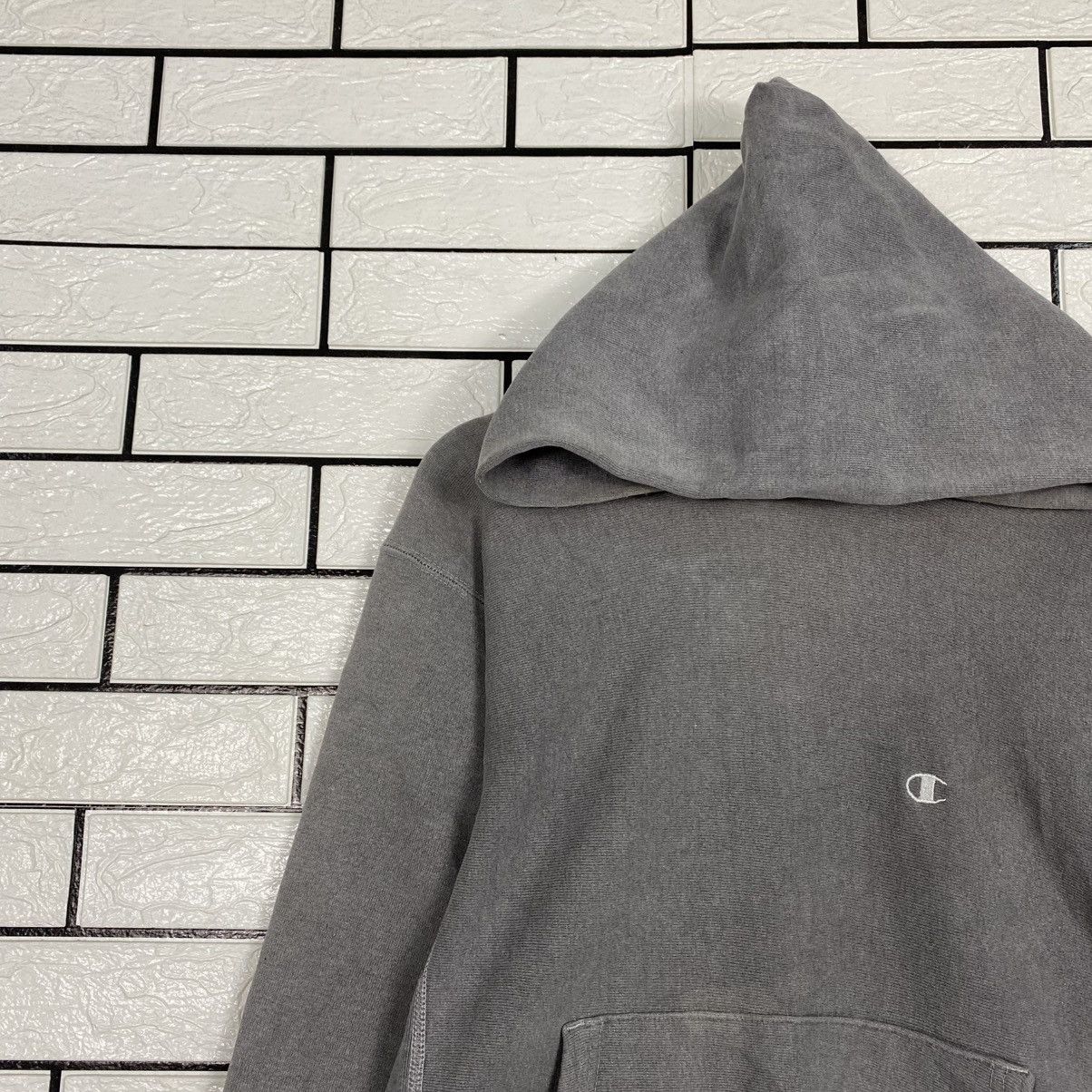 Champion 🔥DISTRESSED VINTAGE HOODIE CHAMPION REVERSE WAVE MADE IN USA Size US M / EU 48-50 / 2 - 7 Thumbnail