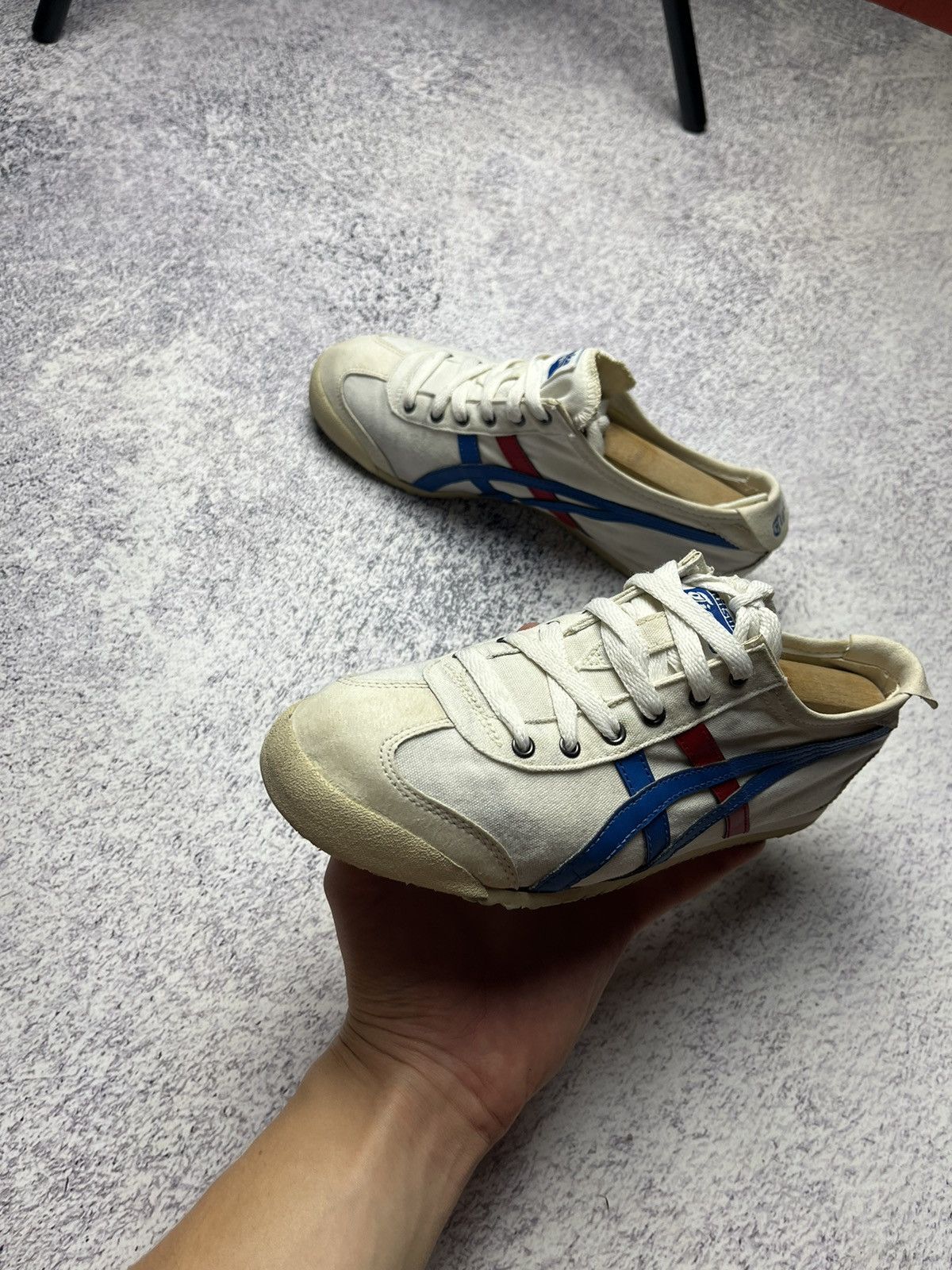 Asics Asics Onitsuka Tiger Mexico 66 Distressed Sneakers 10 Rare Size US 6 / EU 39 - 3 Thumbnail