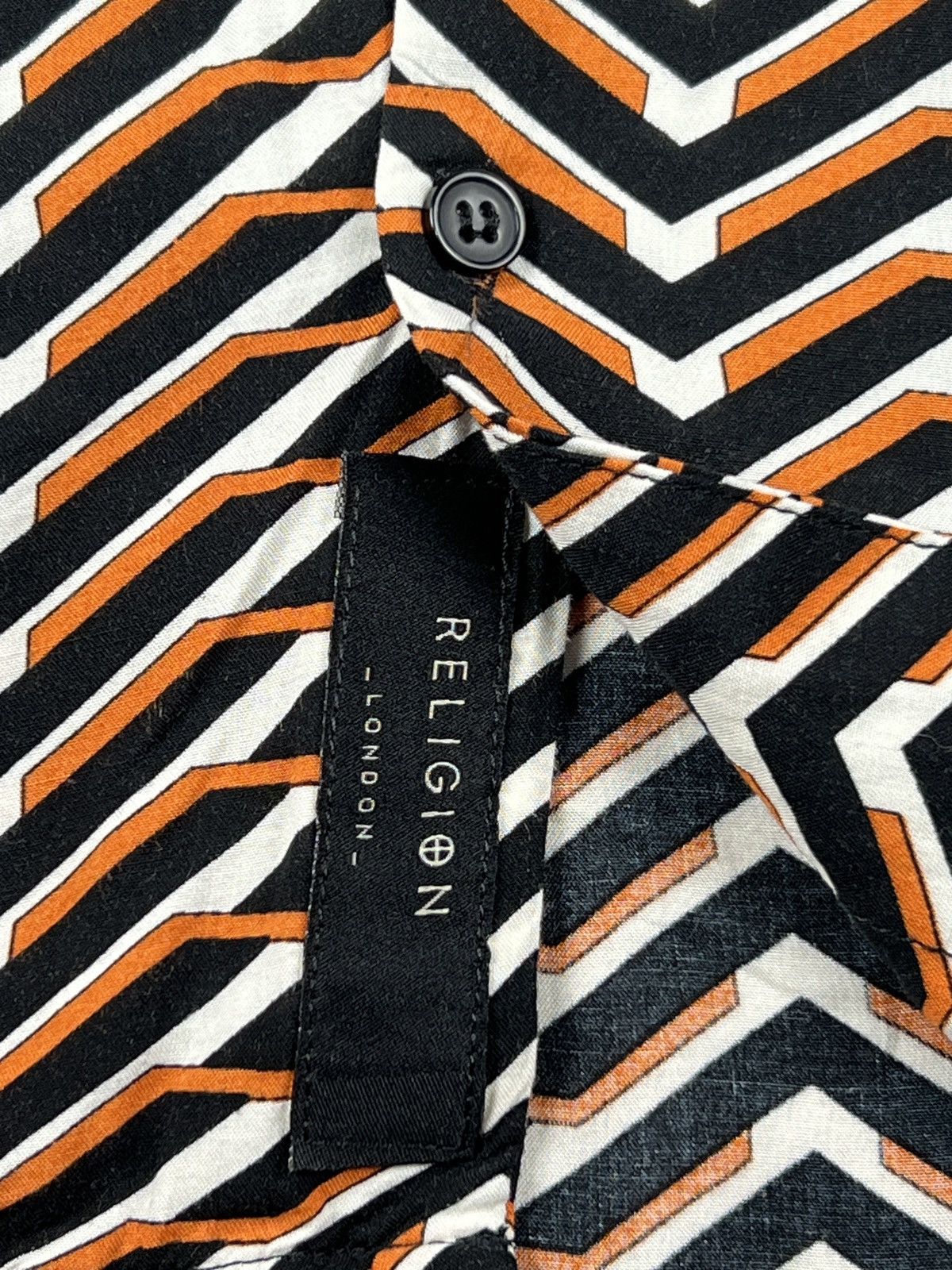 Allsaints Religion Camp Collar Geometric Print S/S Viscose Shirt Size US M / EU 48-50 / 2 - 5 Thumbnail