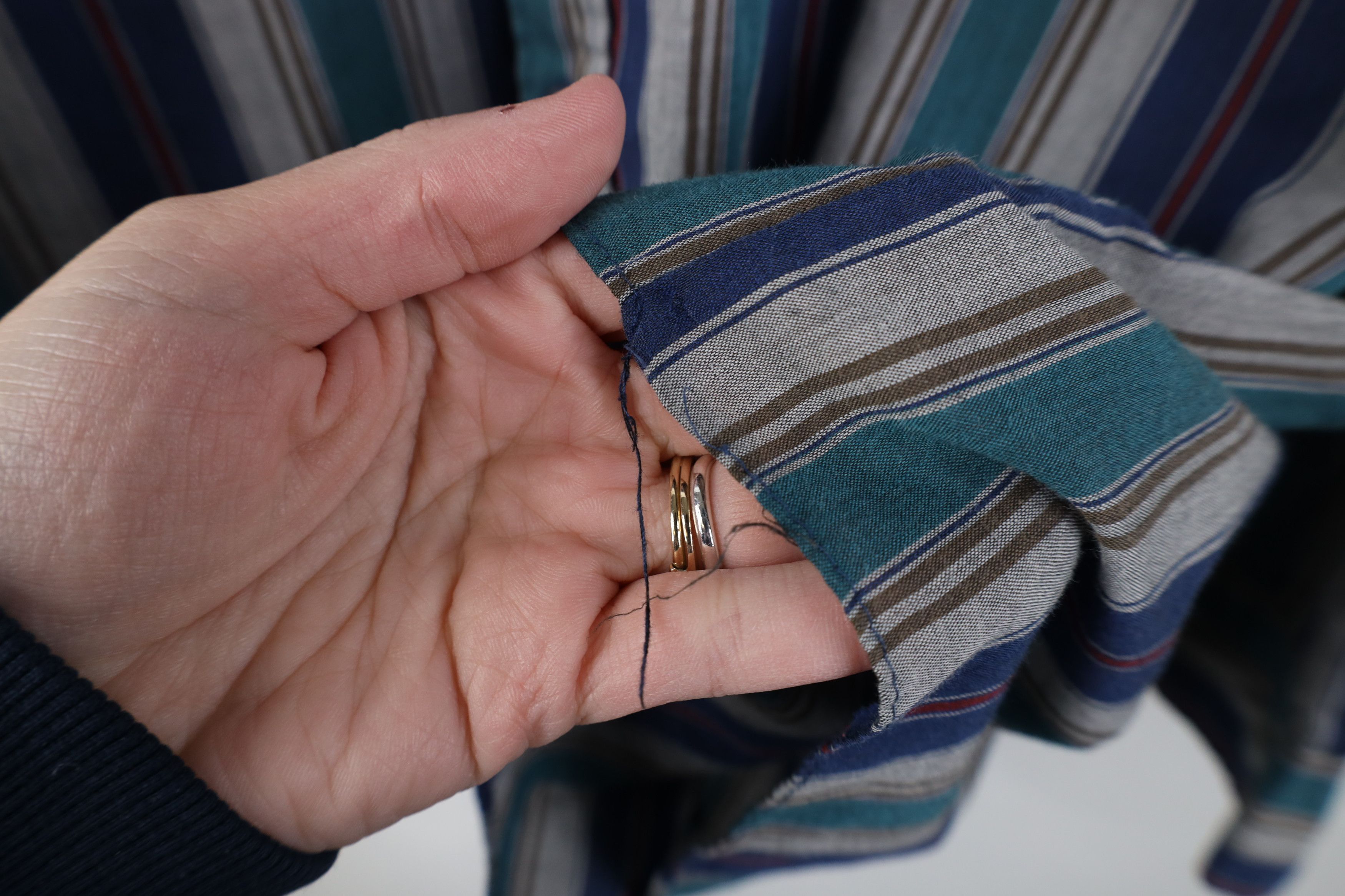 Vintage Vintage 90s Streetwear Block Collared Button Down Shirt Size US XL / EU 56 / 4 - 9 Thumbnail