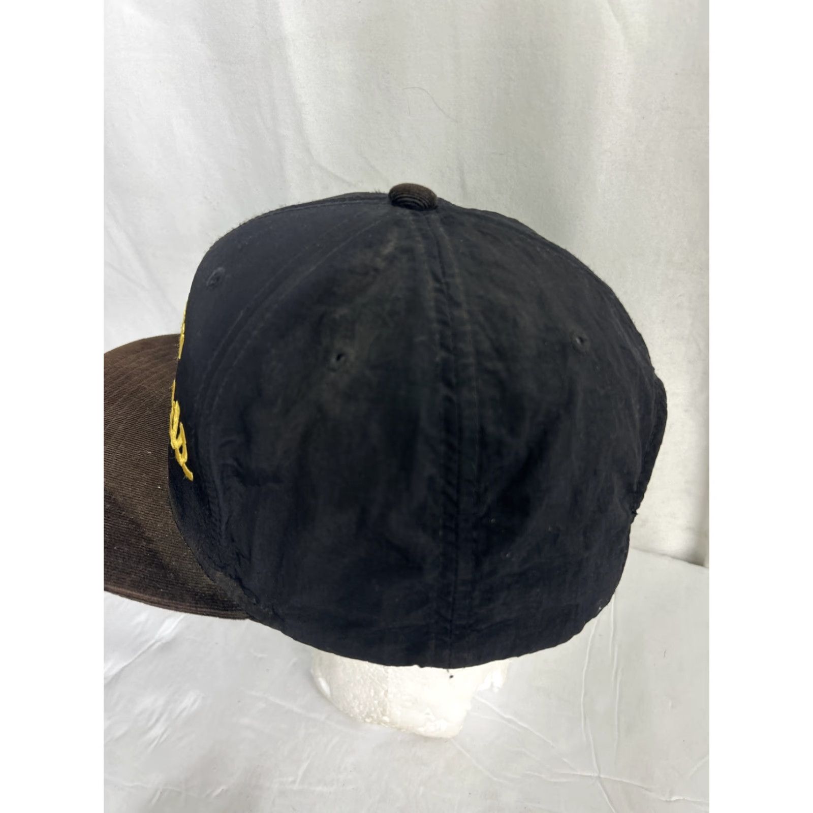 The Hundreds VINTAGE The Hundreds Los Angeles Black Gold Brown Cap Corduroy Brim Bomb Strap Back Size ONE SIZE - 6 Thumbnail
