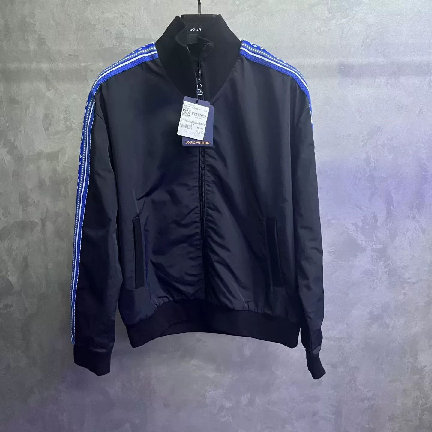 Louis Vuitton Louis Vuitton Retro Printed Black Light Jacket s Men Size US S / EU 44-46 / 1 - 1 Thumbnail
