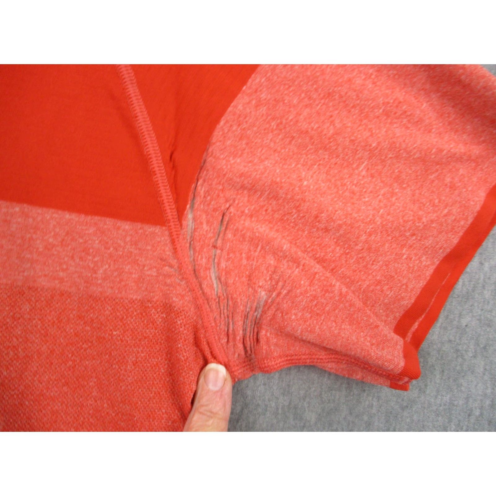 Lululemon VINTAGE Lululemon Shirt Mens XL Stretch Your Head Striped Tee Defect Size US L / EU 52-54 / 3 - 6 Thumbnail