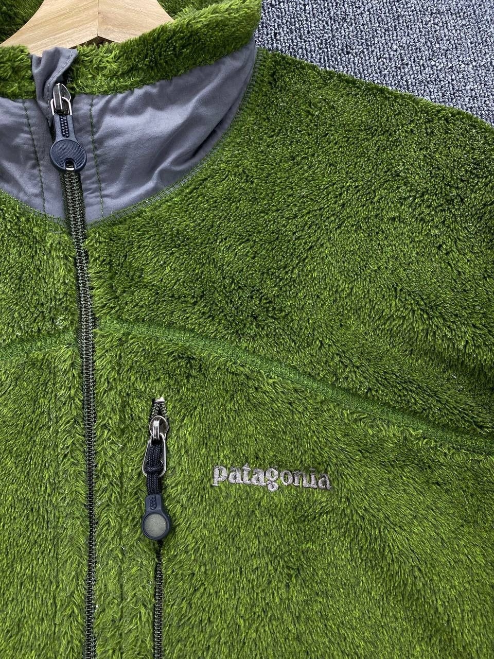 Patagonia Vintage Patagonia R2 Regulator Deep Pile Retro Fleece Jacket Size US L / EU 52-54 / 3 - 22 Thumbnail