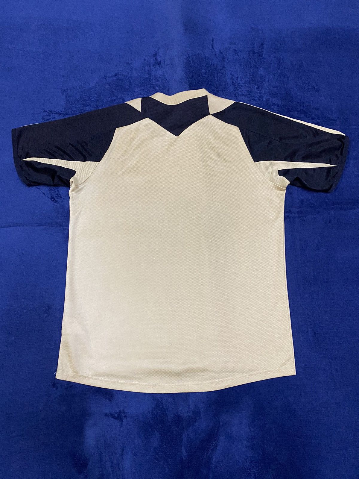 Adidas Rare Vintage 2008-2009 Liverpool UCL Training Kit Size US L / EU 52-54 / 3 - 3 Thumbnail