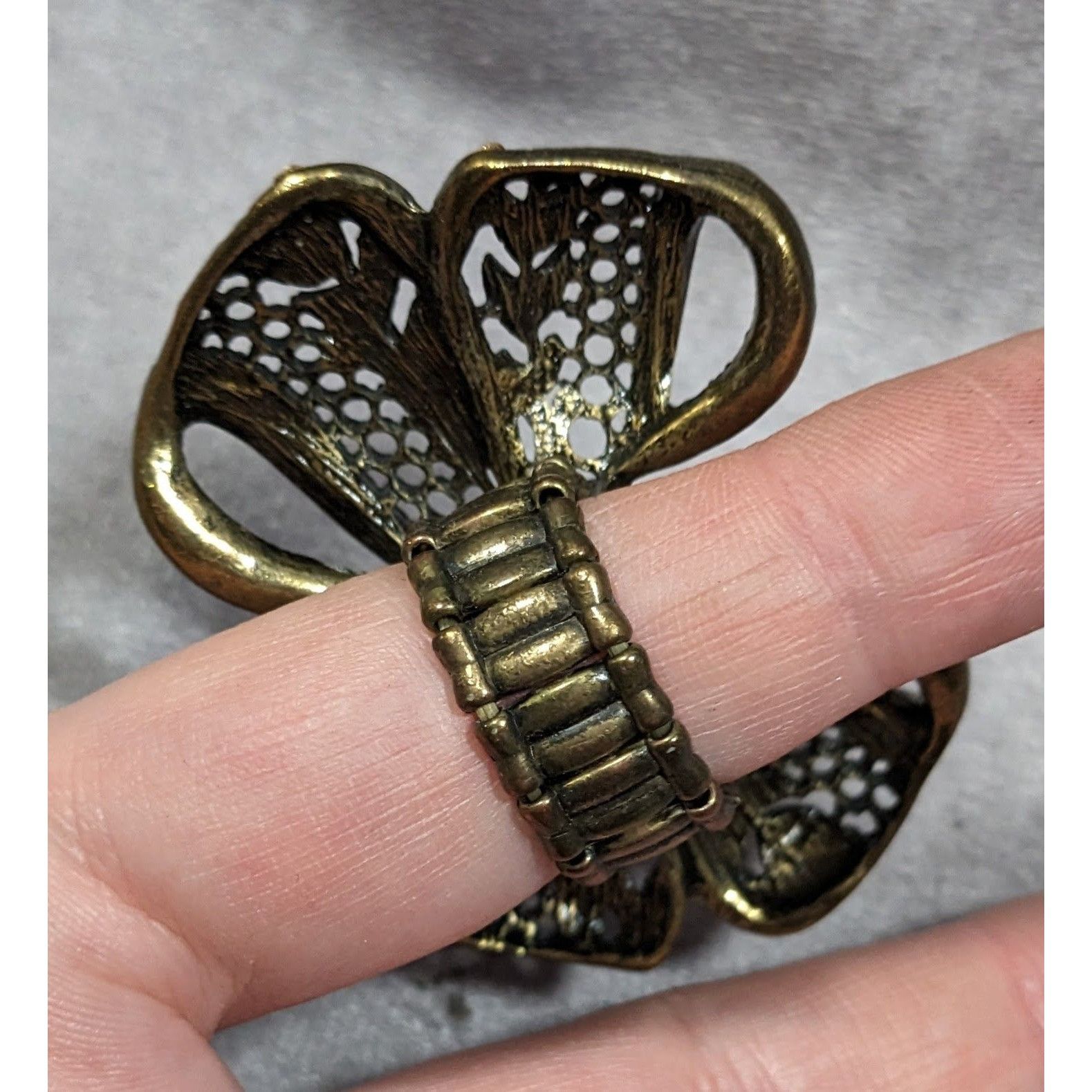 Other Coquette Glam Rhinestone Antiqued Gold Tone Bow Ring Size ONE SIZE - 4 Thumbnail