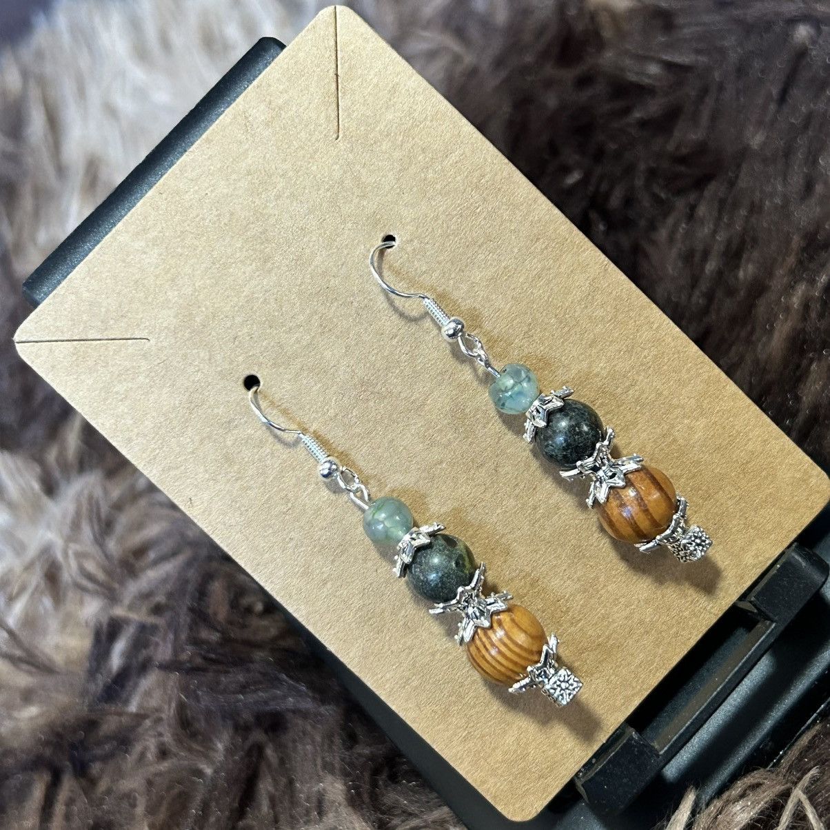 Handmade Handcrafted vintage wood bead dragon vein agate earrings Size ONE SIZE - 1 Thumbnail