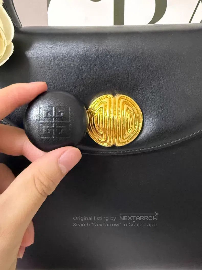 Givenchy Givenchy Black and Gold Kelly Handbag Size ONE SIZE - 6 Thumbnail
