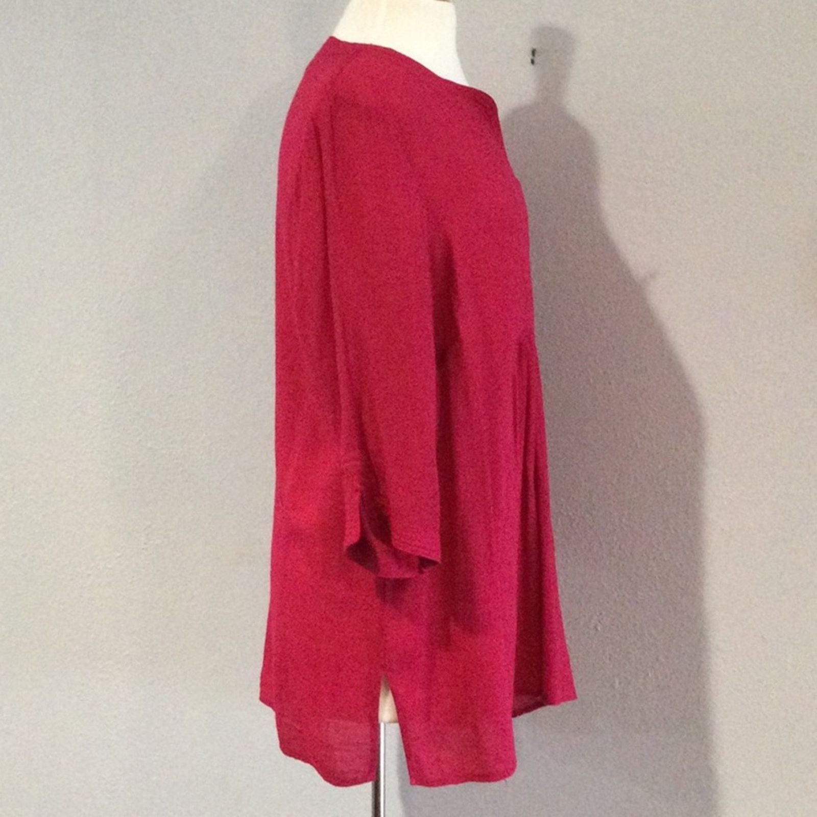 Other Maggie Barnes Embroidered Red V-neck 3/4 Split Sleeve Top 0X Size XL / US 12-14 / IT 48-50 - 4 Thumbnail