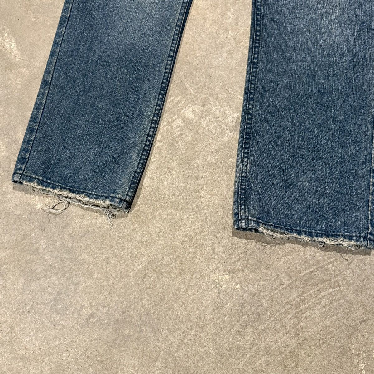 Vintage Vintage 2000s Faded Distressed Baggy Jeans ERD Grunge Y2K Size US 36 / EU 52 - 3 Thumbnail