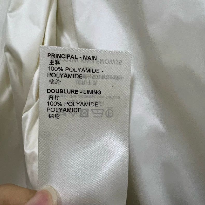 Louis Vuitton Louis Vuitton size 32 Landscape printed logo down jacket 25 Size XXS / US 00 / IT 34 - 3 Thumbnail