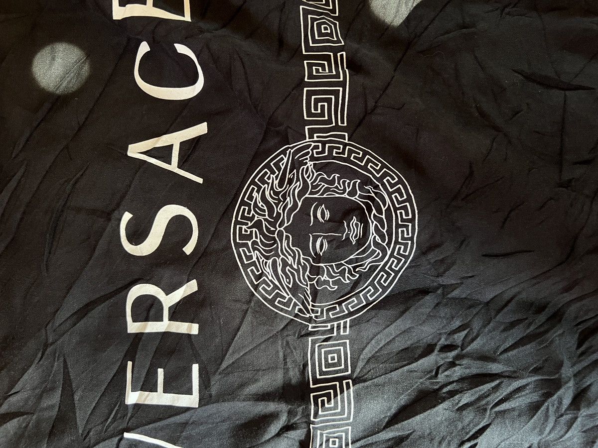 Versace Long sleve Versace Medusa Logo T Size US M / EU 48-50 / 2 - 2 Thumbnail