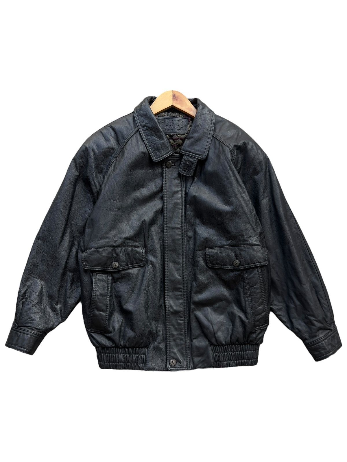 Vintage Vintage 90s Italian Mode A2 Black Flight Leather Jacket Size US M / EU 48-50 / 2 - 1 Thumbnail