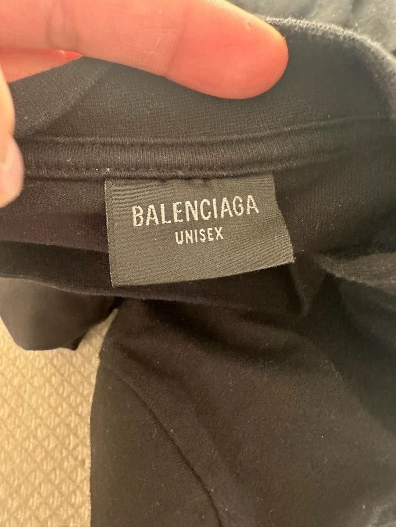 Balenciaga Balenciaga Size M Front Doodle Letter, Back Blurred Letter Size US M / EU 48-50 / 2 - 6 Thumbnail