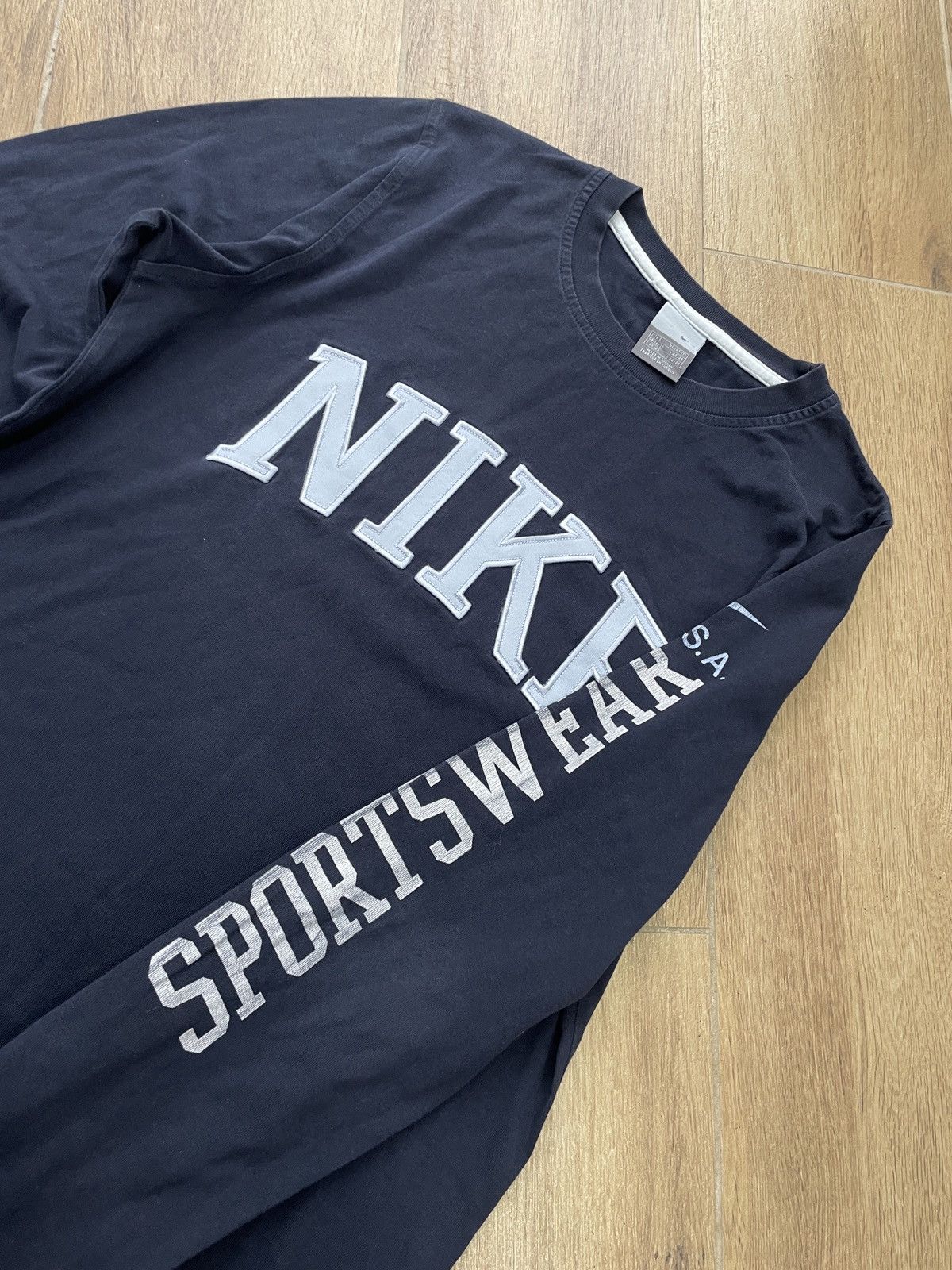 Nike Nike Vintage Long Sleeve Big Logo Japanese Avant Garde Y2K Size US S / EU 44-46 / 1 - 5 Thumbnail