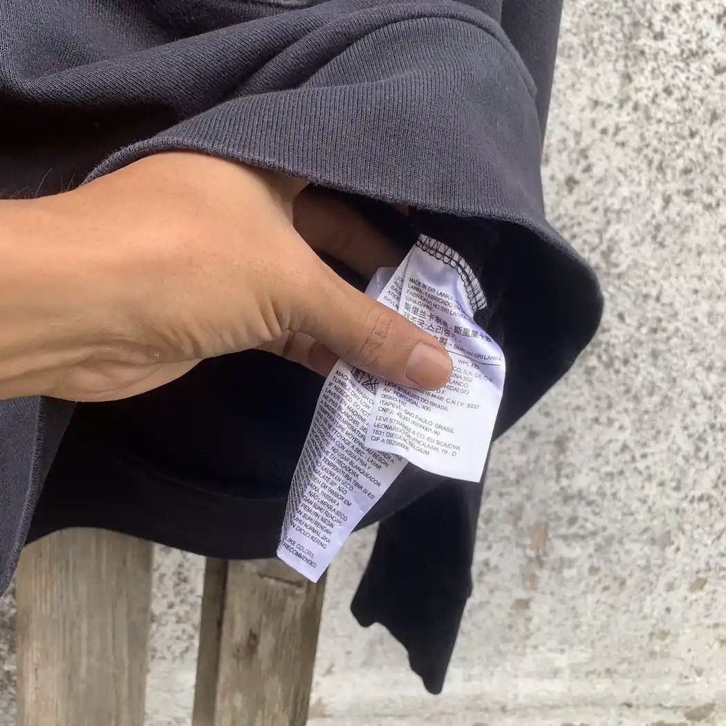 LVC × Levi's × Vintage Y2K Levi’s Box Hoodie Levis Sweater Black Faded Pullover Size US M / EU 48-50 / 2 - 7 Thumbnail