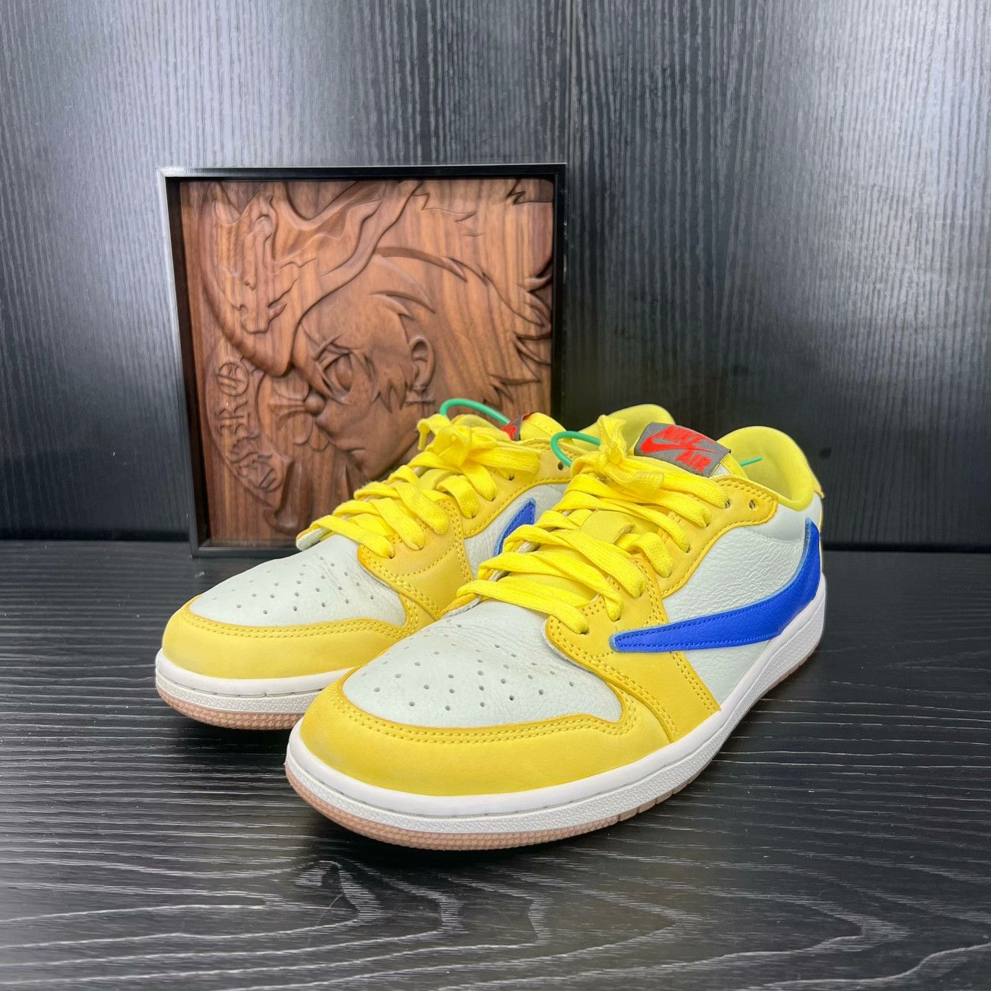 Nike Nike AJ1 Yellow Lowtop Sneakers 42 Men Size US 9 / EU 42 - 1 Thumbnail
