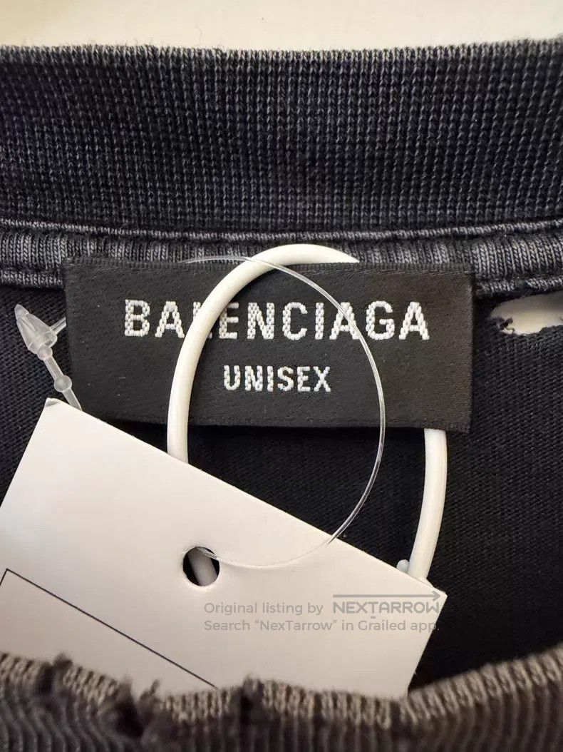 Balenciaga Balenciaga Distressed Washed Retro Loose Round Neck Short Size US XS / EU 42 / 0 - 2 Thumbnail