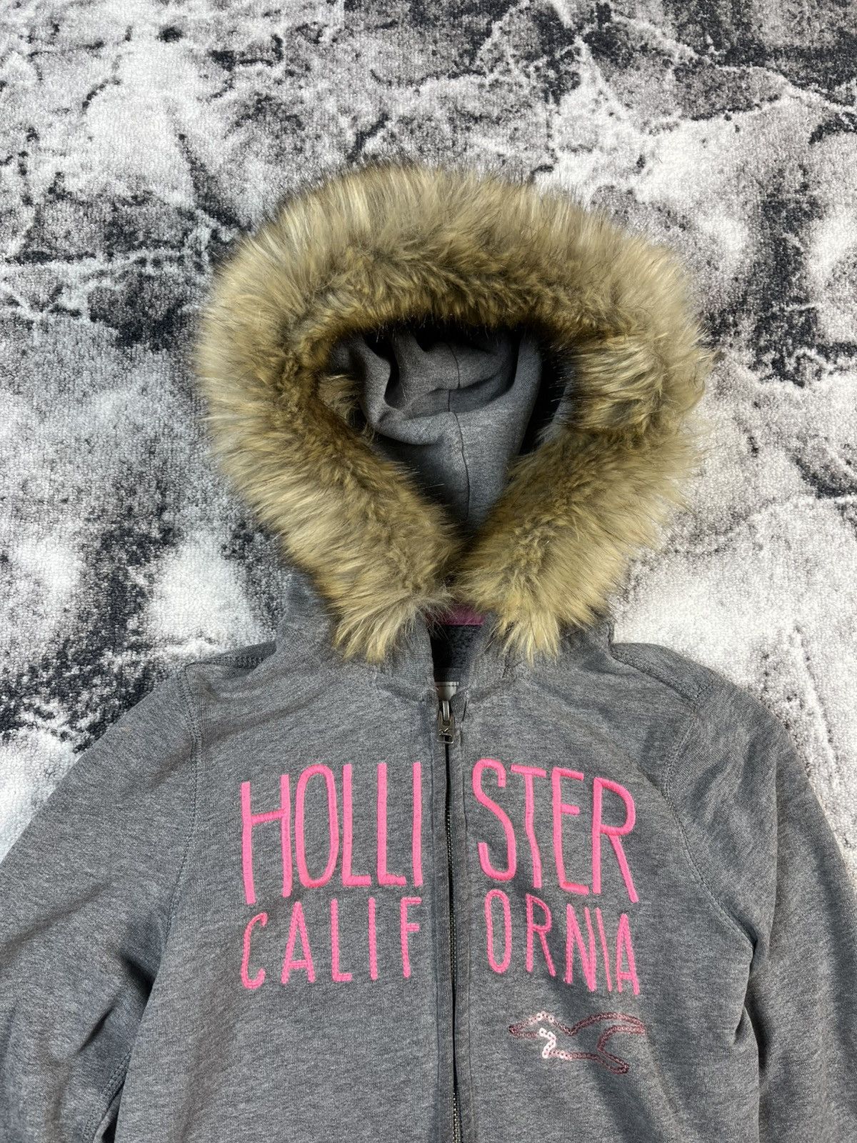 Hollister Hollister Y2K Fur Hoodie Grey Womens XS Fits S Size XS / US 0-2 / IT 36-38 - 4 Thumbnail