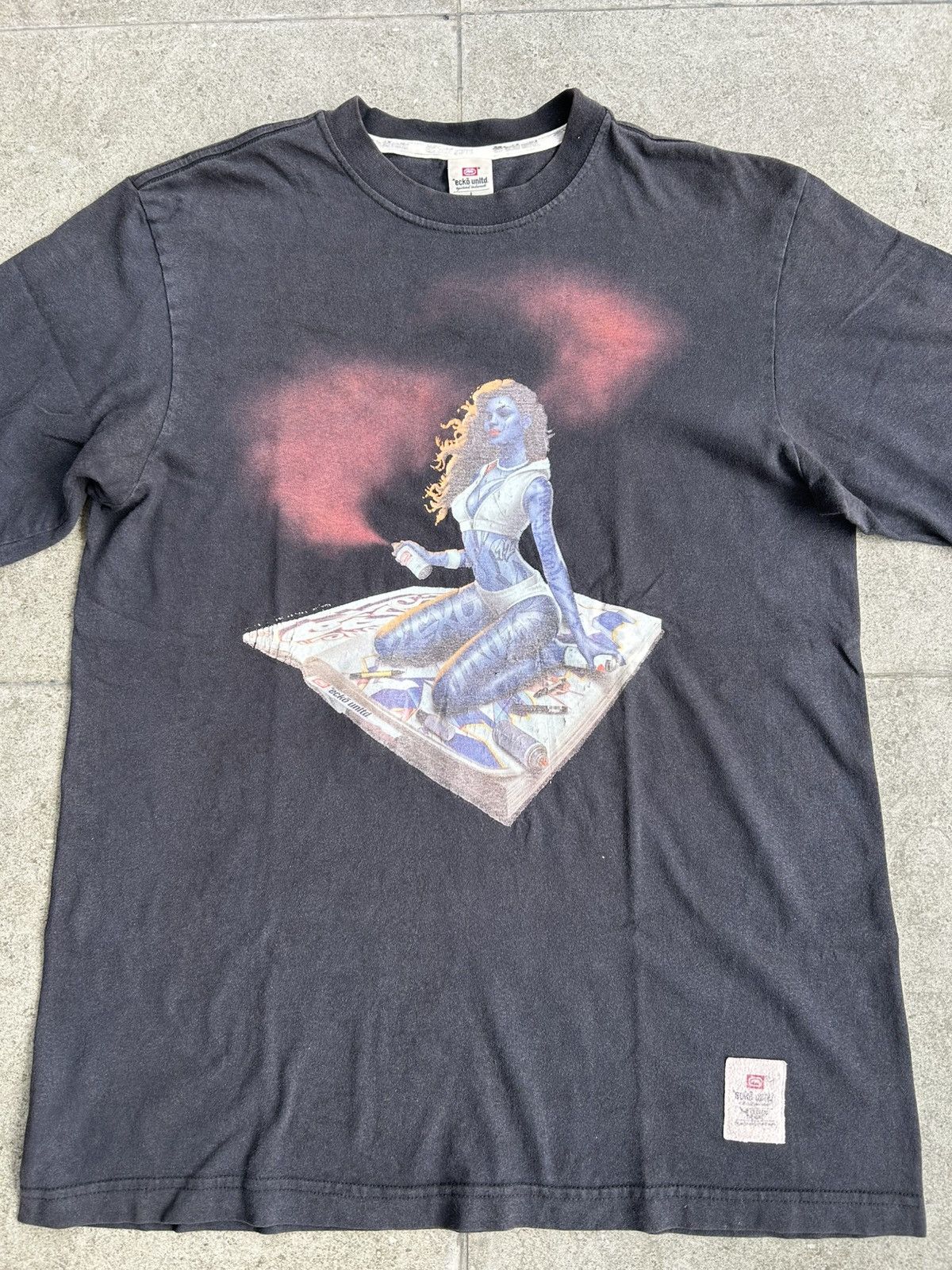 Ecko Unltd. Ecko Unltd. Grafiti Painter Girl T-shirt Size US L / EU 52-54 / 3 - 2 Thumbnail