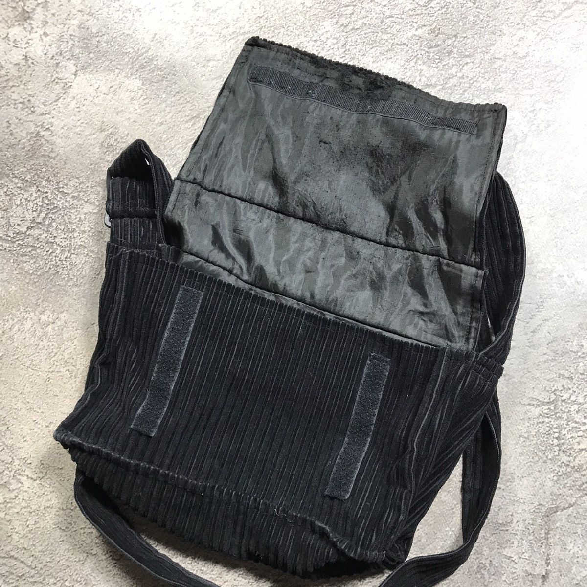 Japanese Brand vintage japan crossbody bag tactical with pockets 90s Y2K Size ONE SIZE - 5 Thumbnail