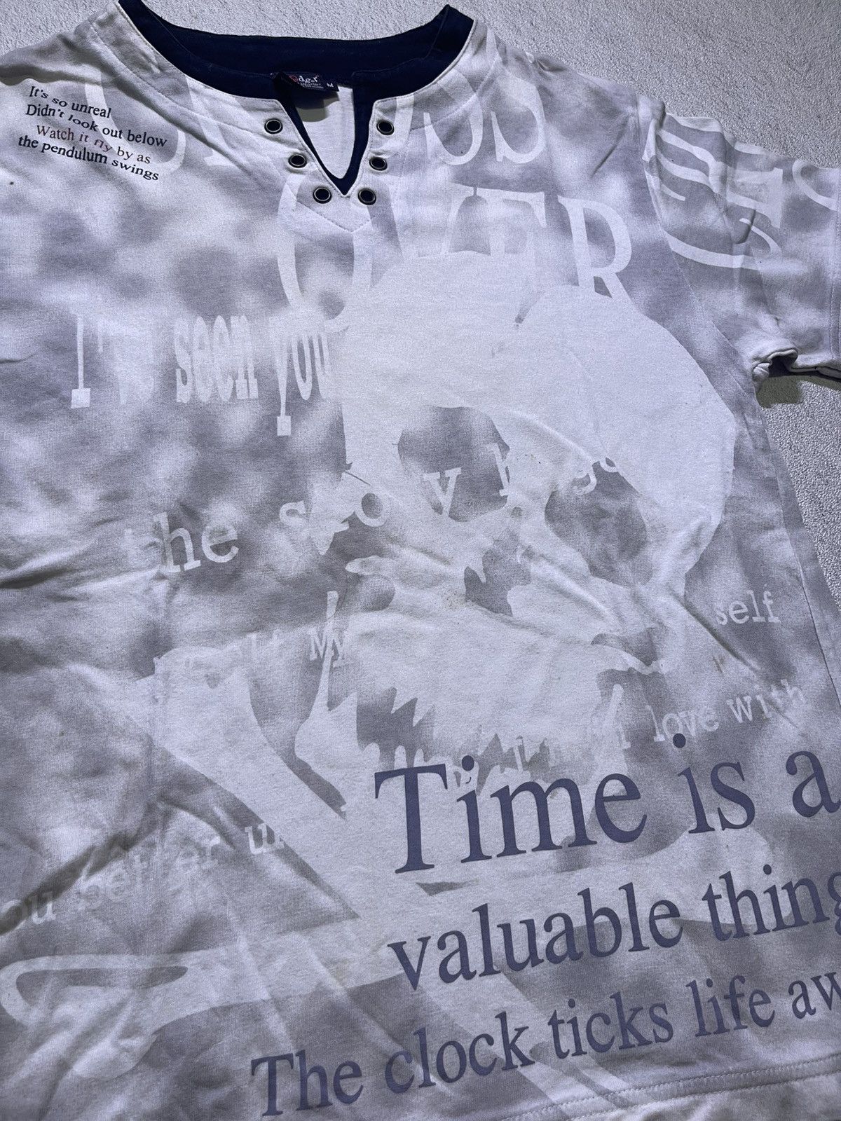 Japanese Brand Y2K BADGER short sleeve tshirt Size US M / EU 48-50 / 2 - 3 Thumbnail