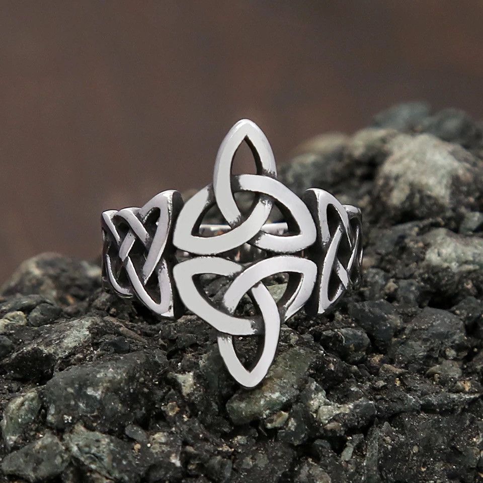 Jewelry × Vintage Simple Viking Celtics Knot Ring Size ONE SIZE - 2 Thumbnail