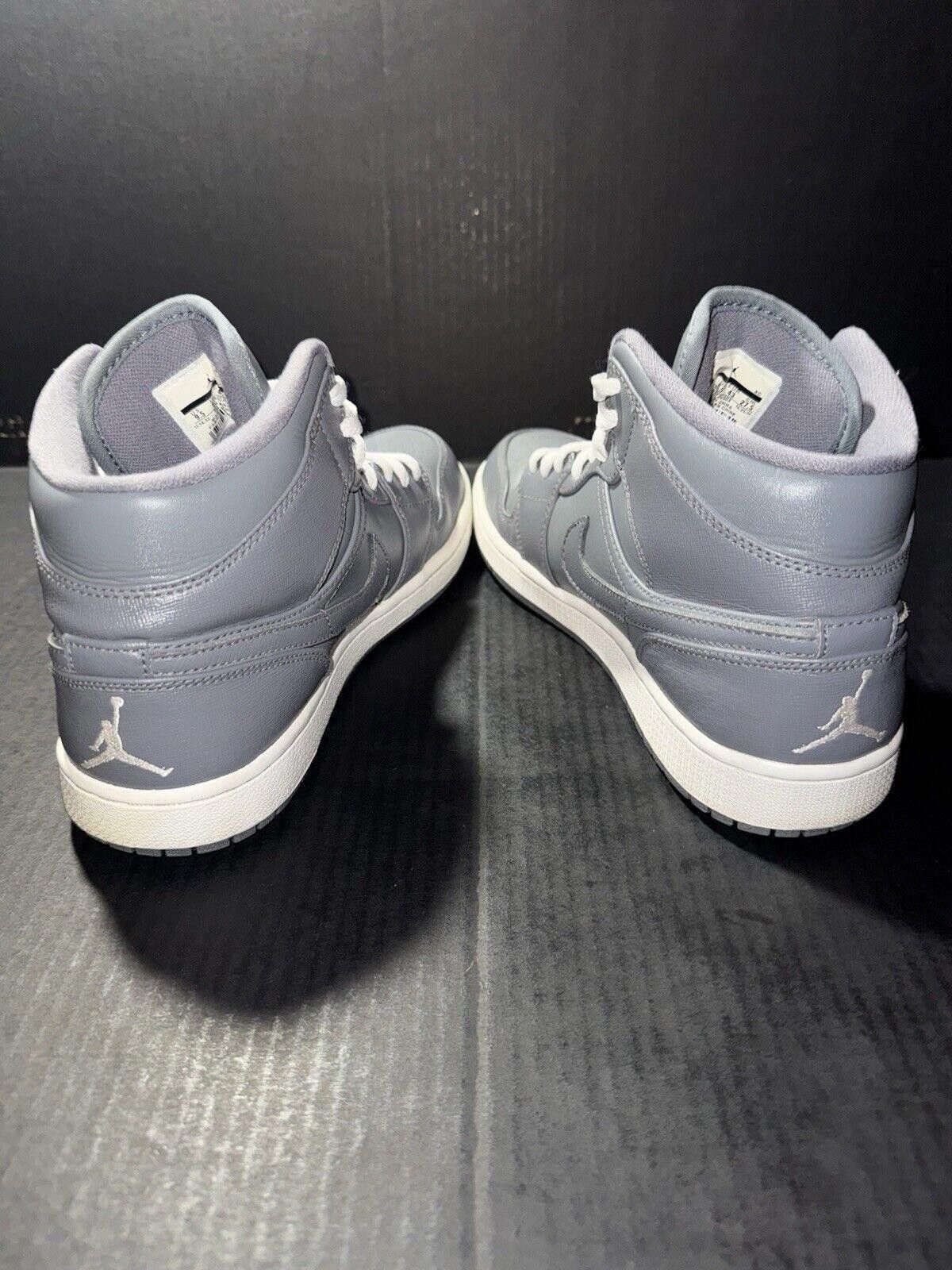 Jordan Brand Nike Air Jordan 1 Mid Cool Grey White - 554724-003 - Sz 9.5 Size US 9.5 / EU 42-43 - 6 Thumbnail