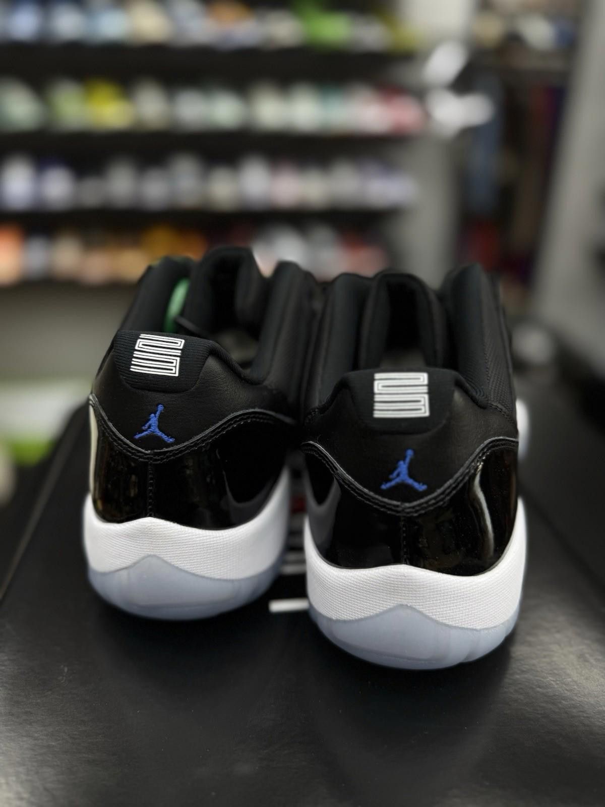 Jordan Brand Nike Air Jordan 11 Retro Low Space Jam FV5104-004 Size 13 Size US 13 / EU 46 - 10 Thumbnail