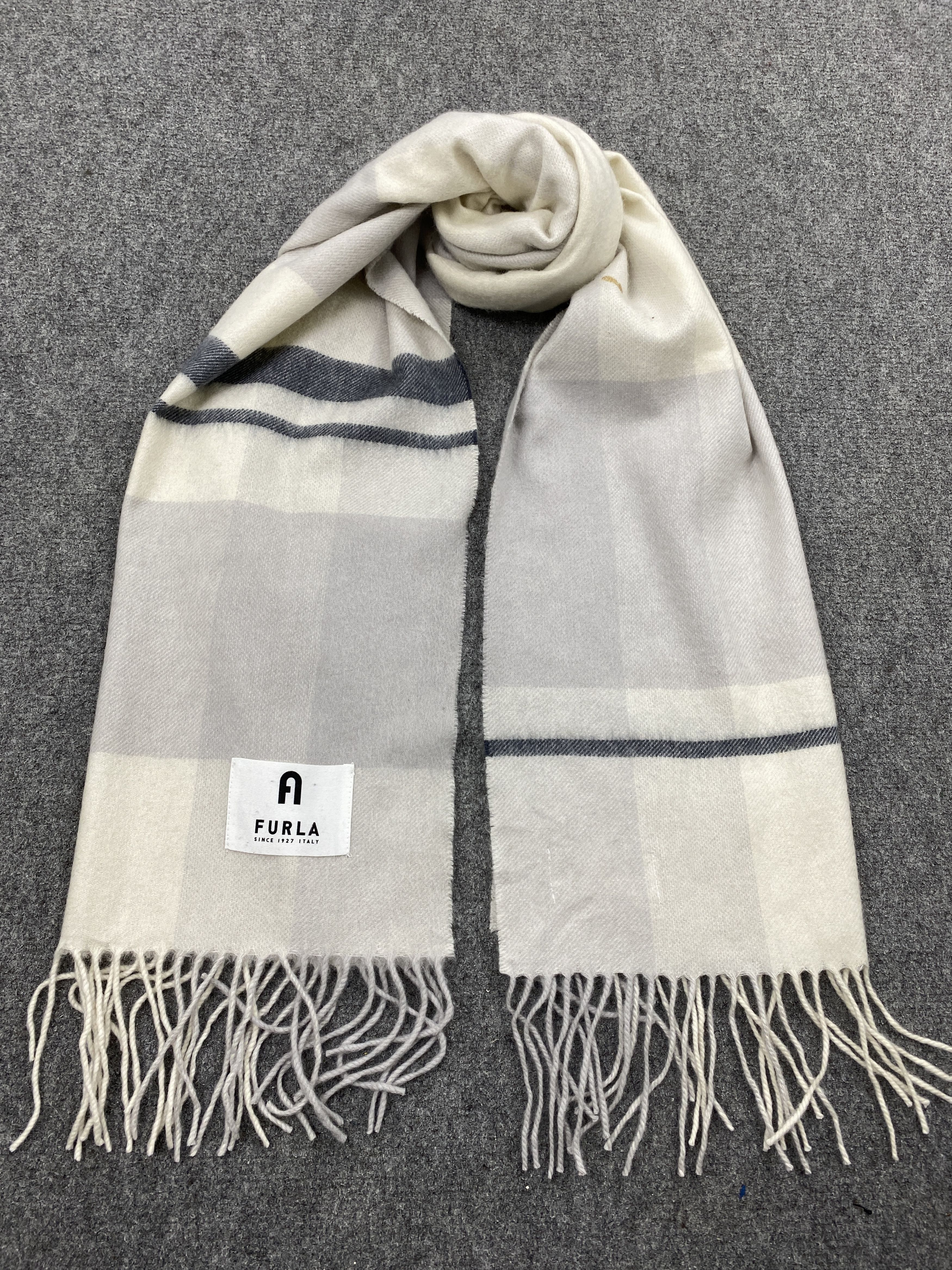 Furla Vintage Furla Scarf Muffler Cashmere Neckwear - SC0037 Size ONE SIZE - 1 Thumbnail