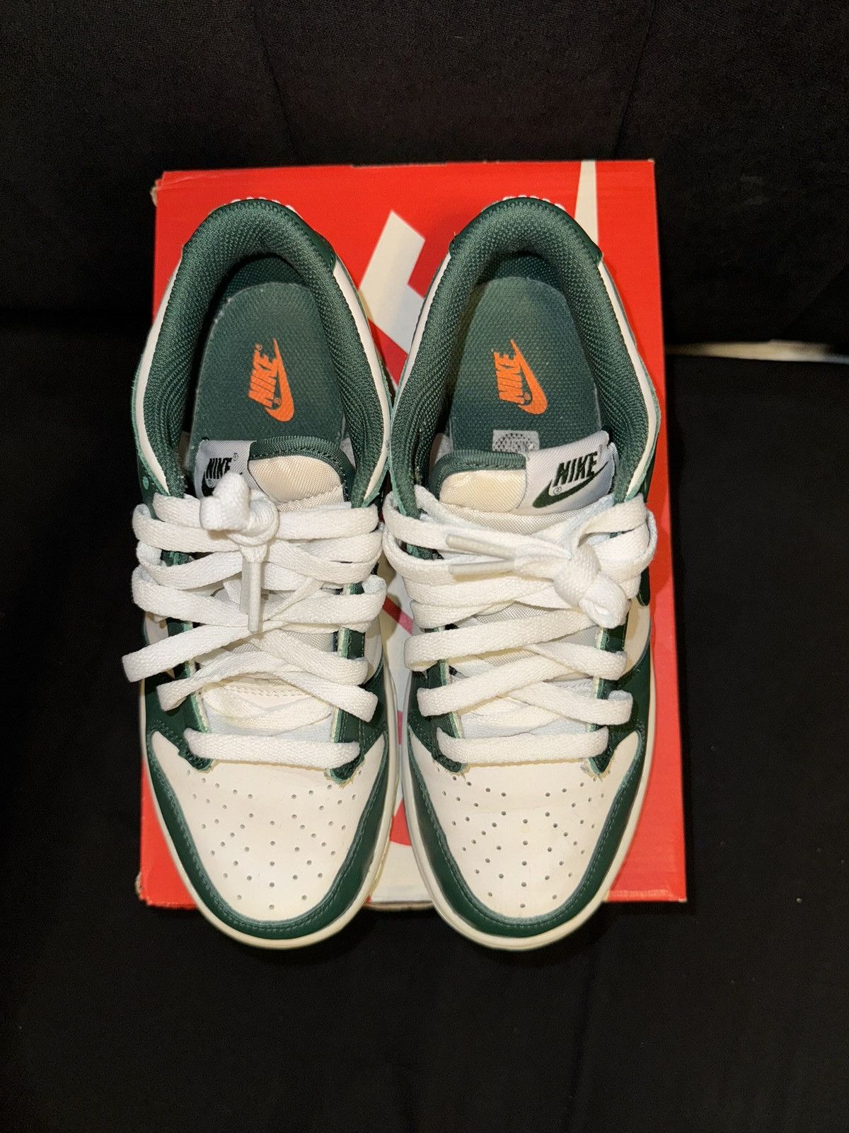Nike Nike Dunk Low “Michigan” Size 5.5Y Size US 5.5 / EU 38 - 6 Thumbnail