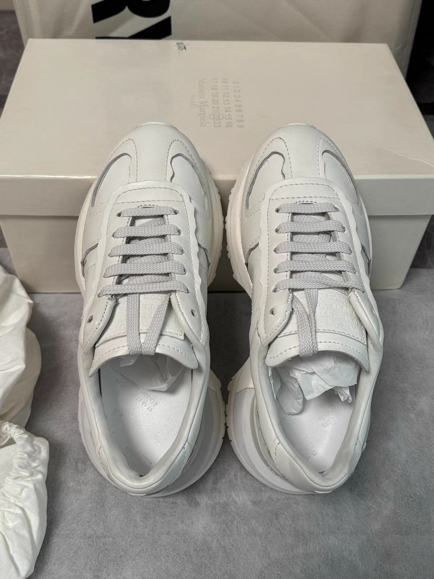 Maison Margiela Maison Margiela MM6 Runner Leather Sneakers K6 Size US 5 / IT 35 - 7 Thumbnail