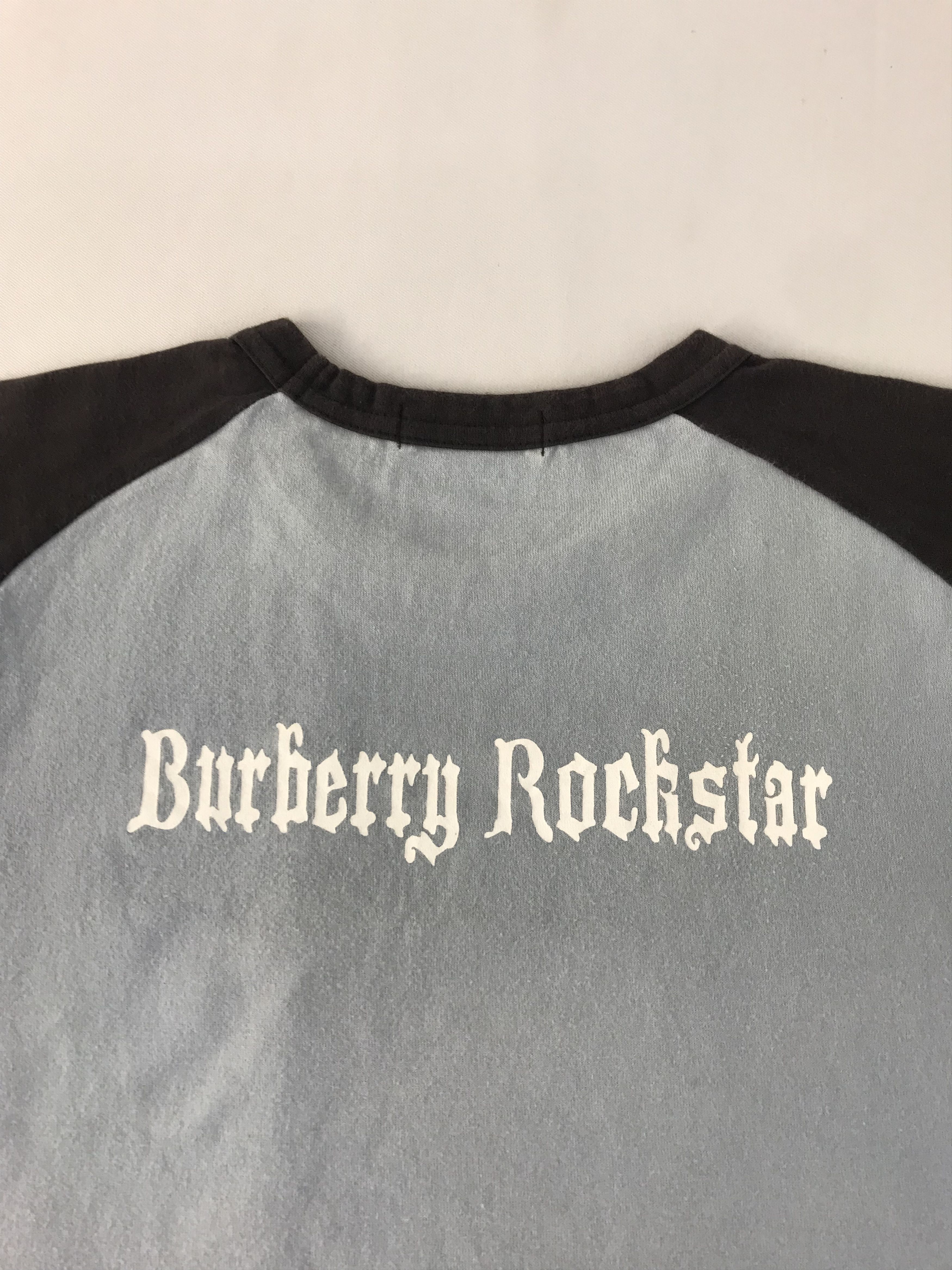 Burberry × Designer Burberry Black Label Rockstar Raglan Printed Tee Size S / US 4 / IT 40 - 9 Thumbnail