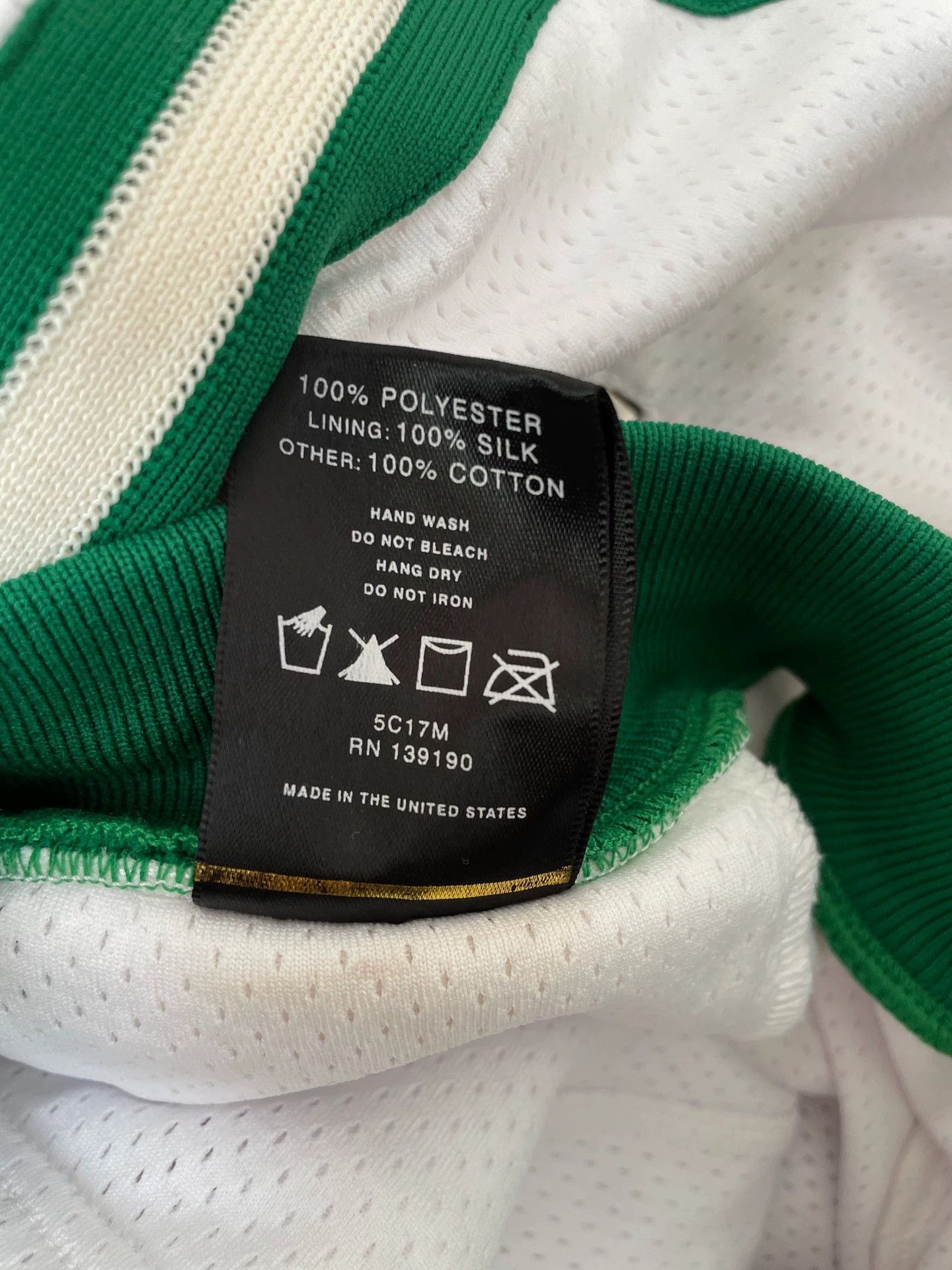 Fear of God Fear of God ’87 Collection Celtics White/Green Trim Shorts M Size US 32 / EU 48 - 5 Thumbnail